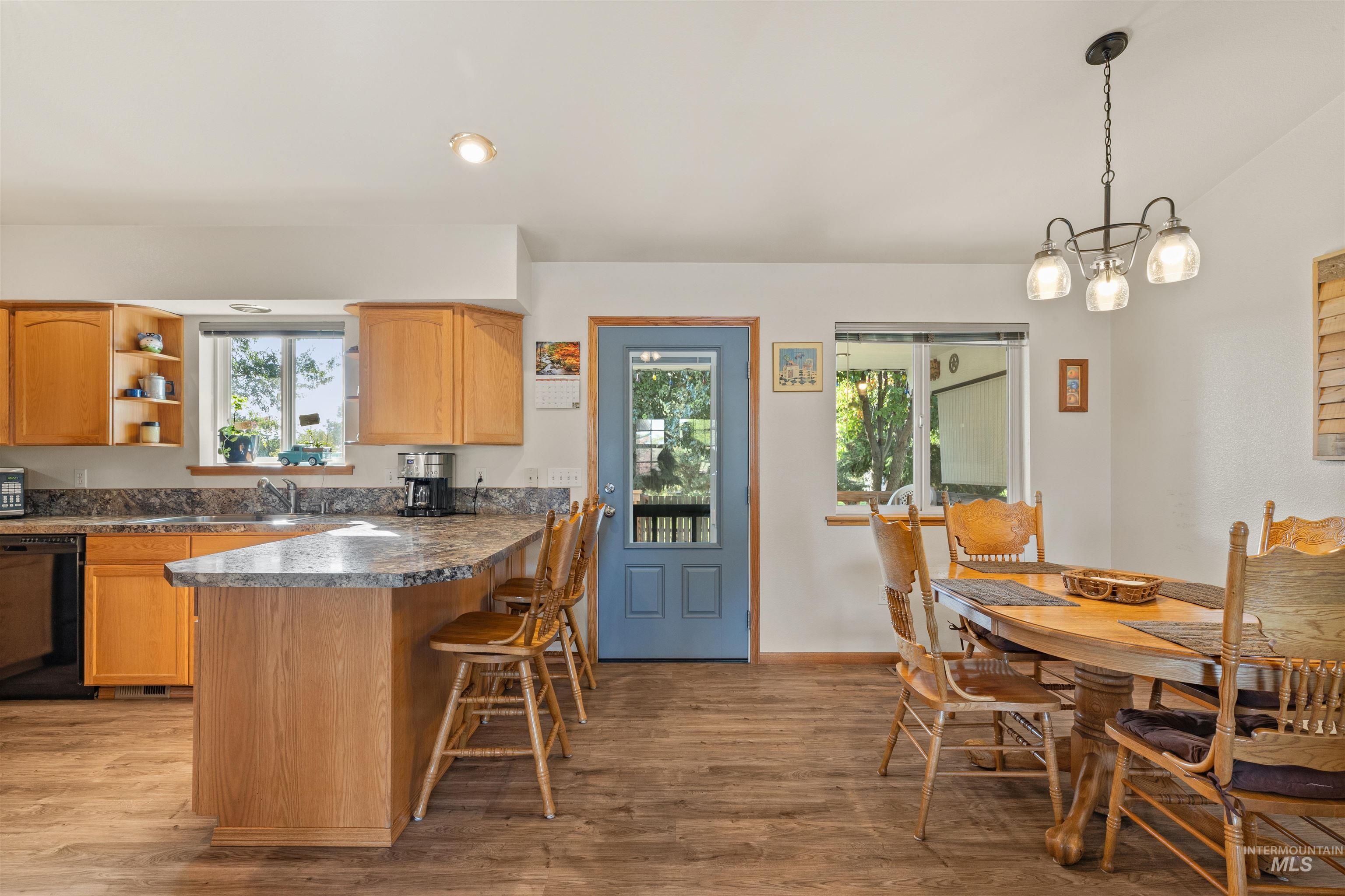 1626 Cedar Ave