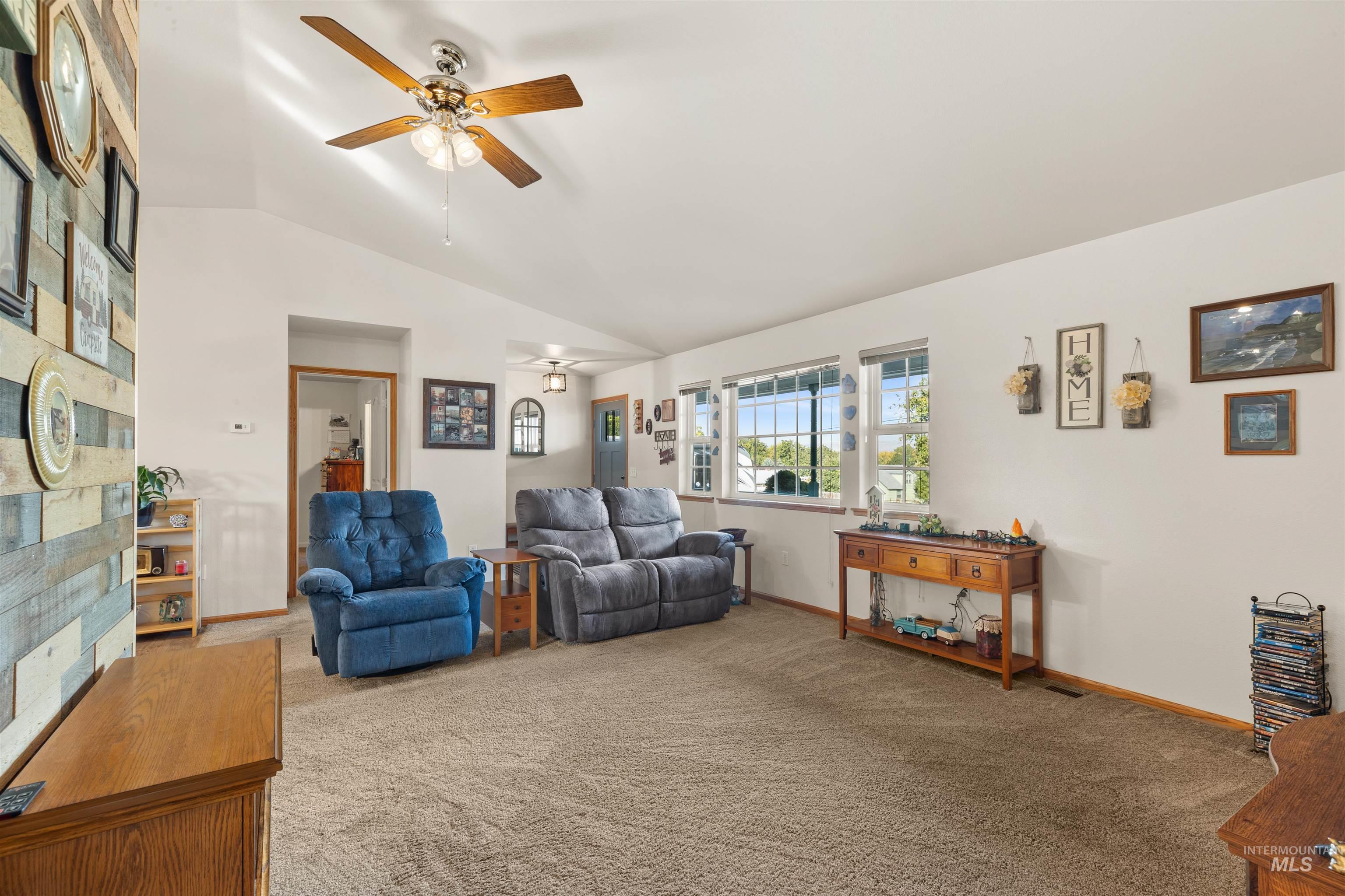 1626 Cedar Ave