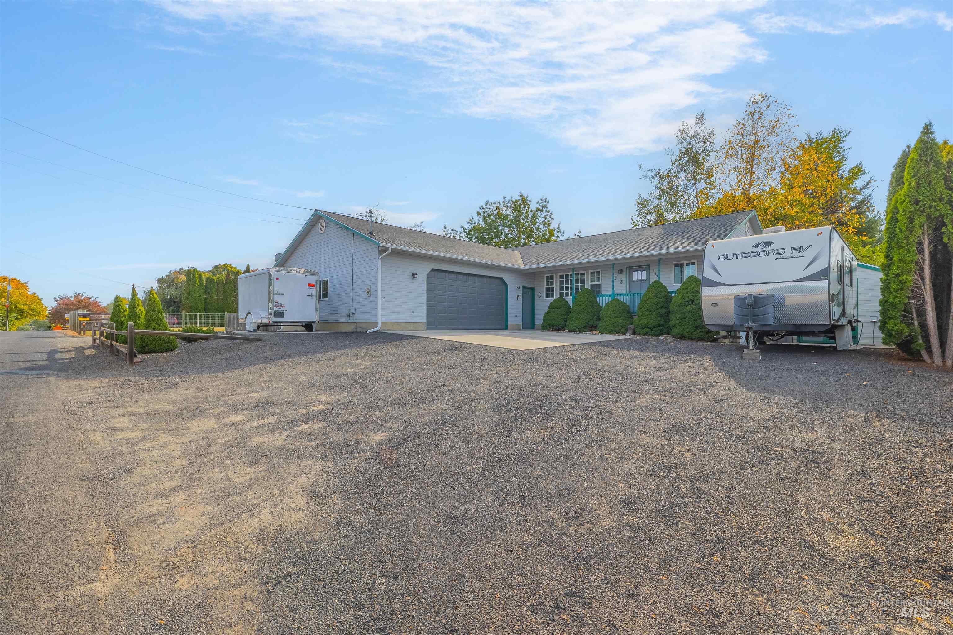 1626 Cedar Ave