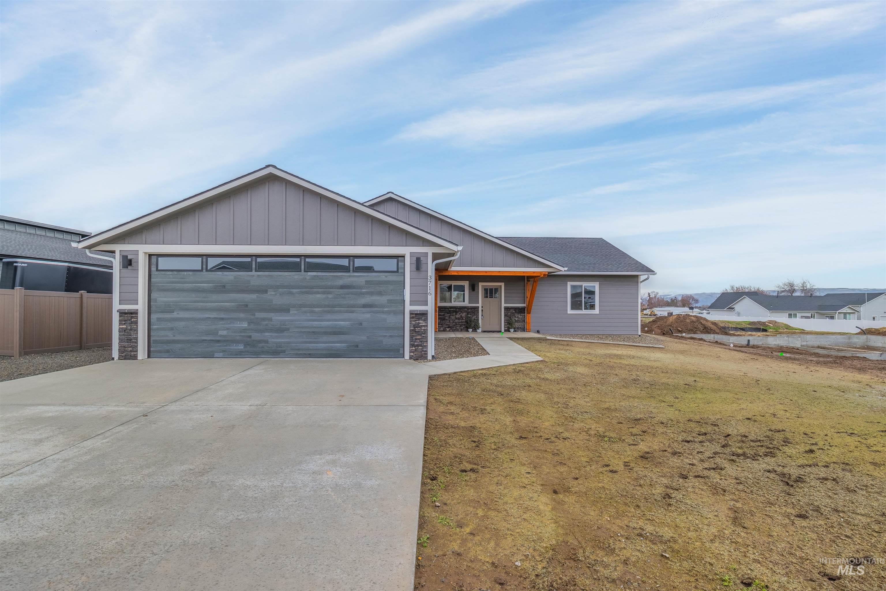 3716 Skyview Dr