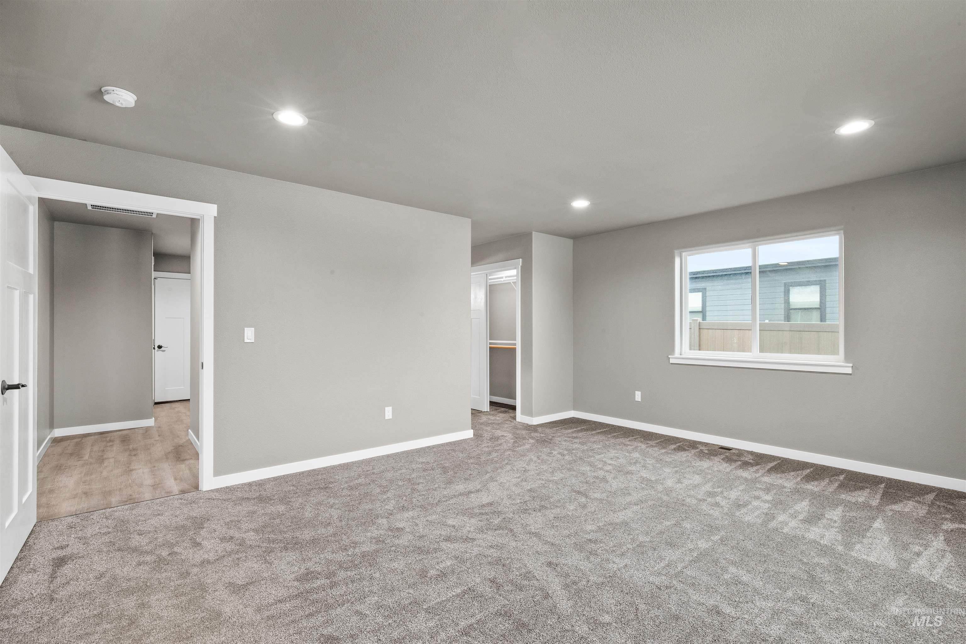 3716 Skyview Dr