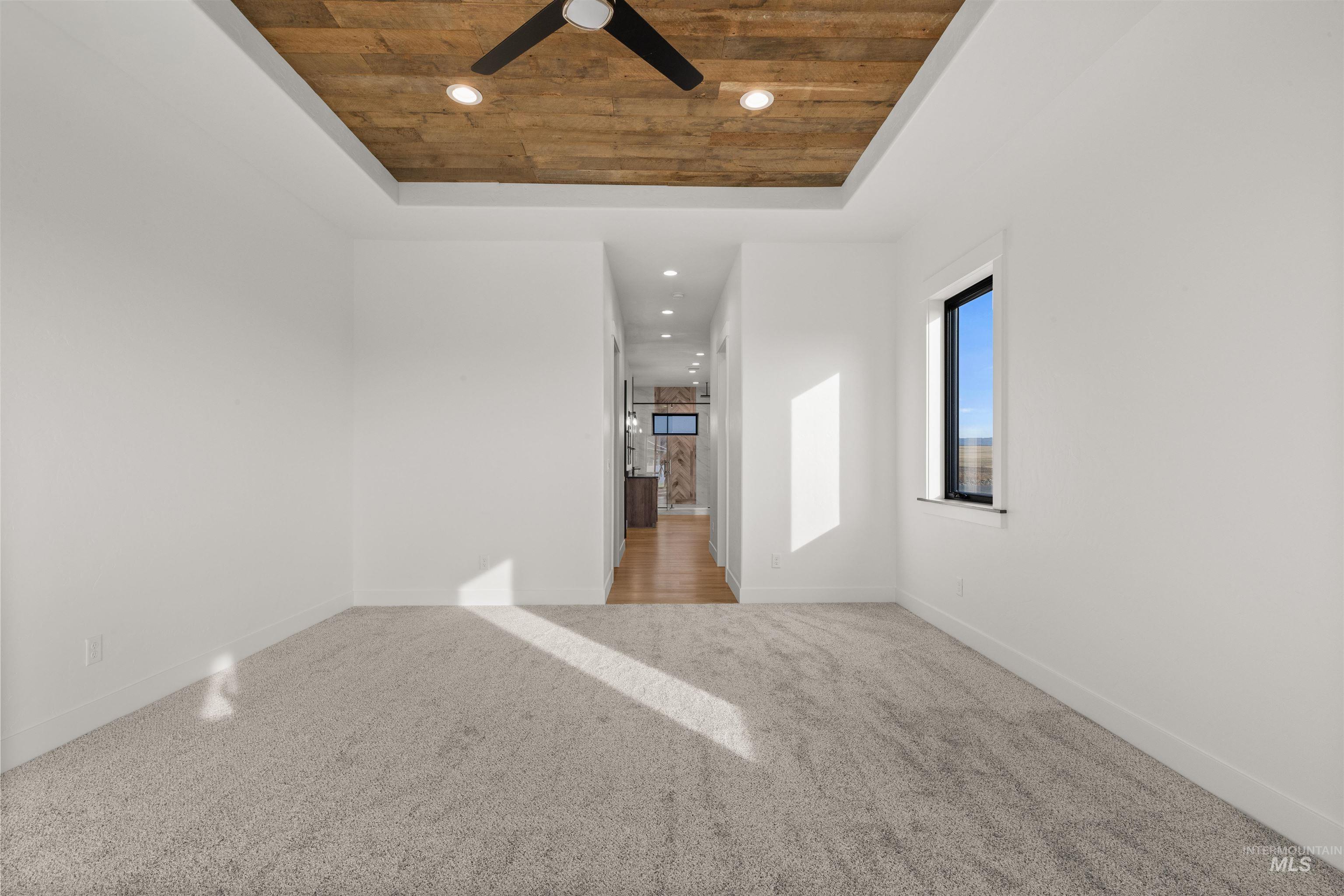 2112 Mountain Vista Ct