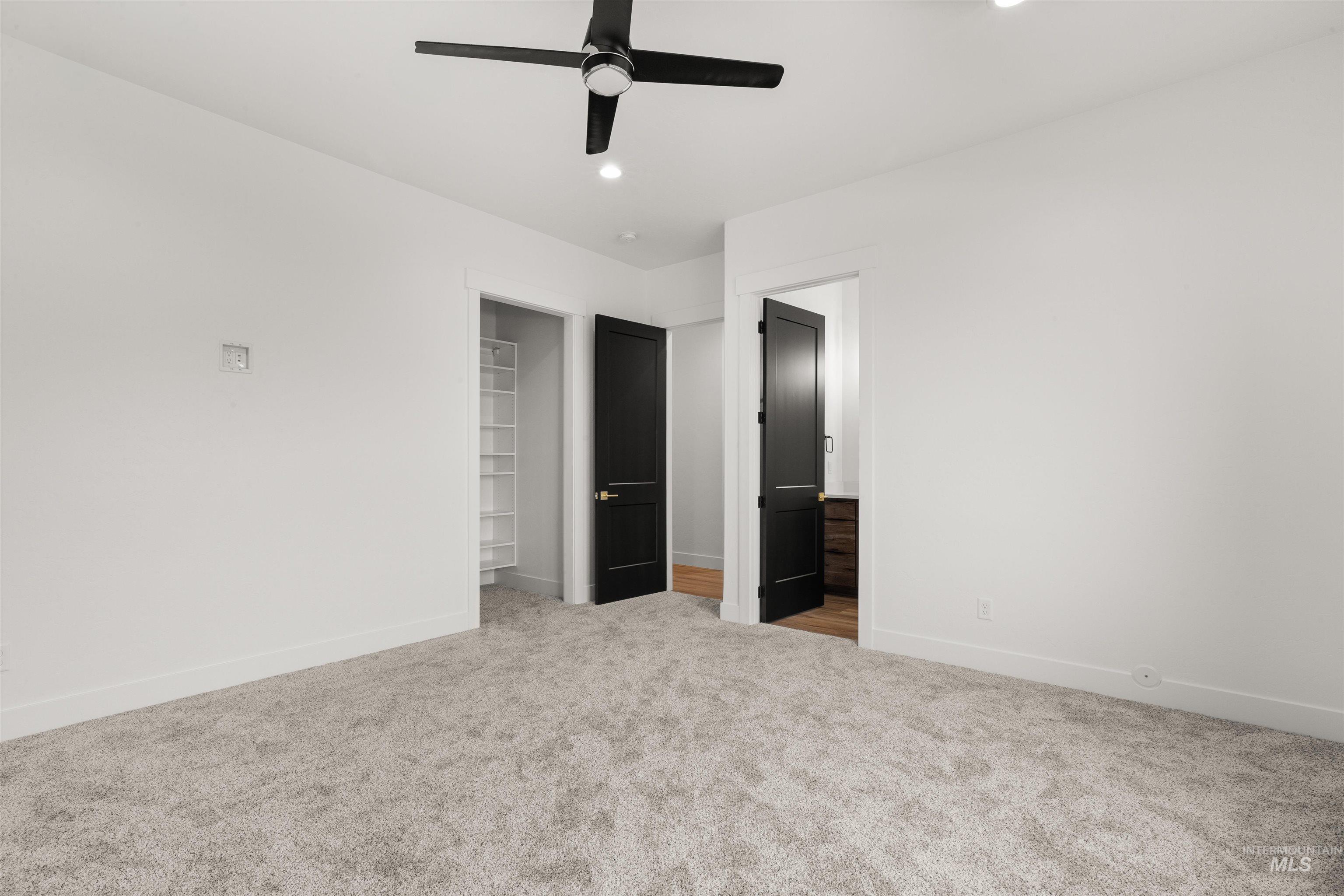 2112 Mountain Vista Ct