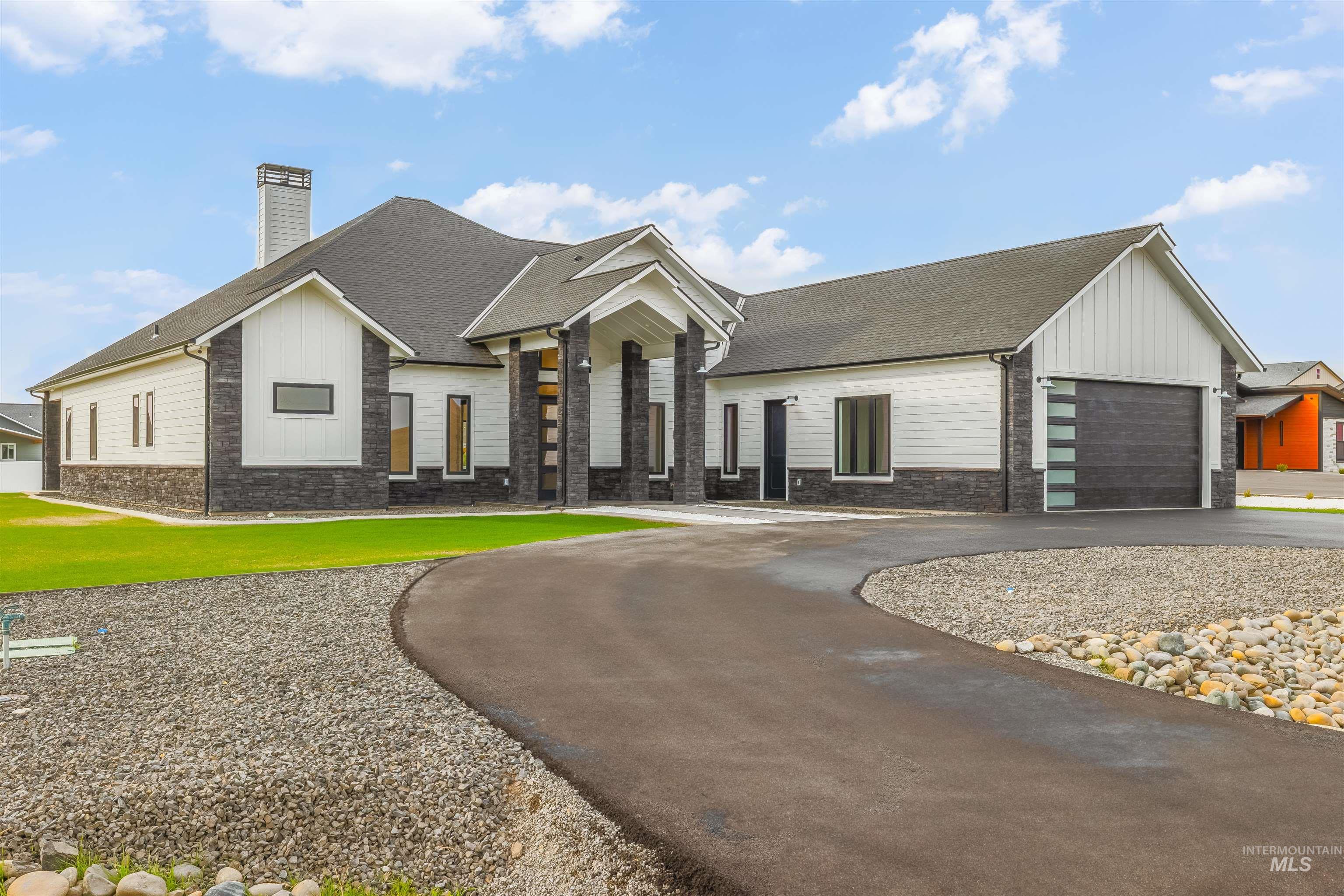 2112 Mountain Vista Ct