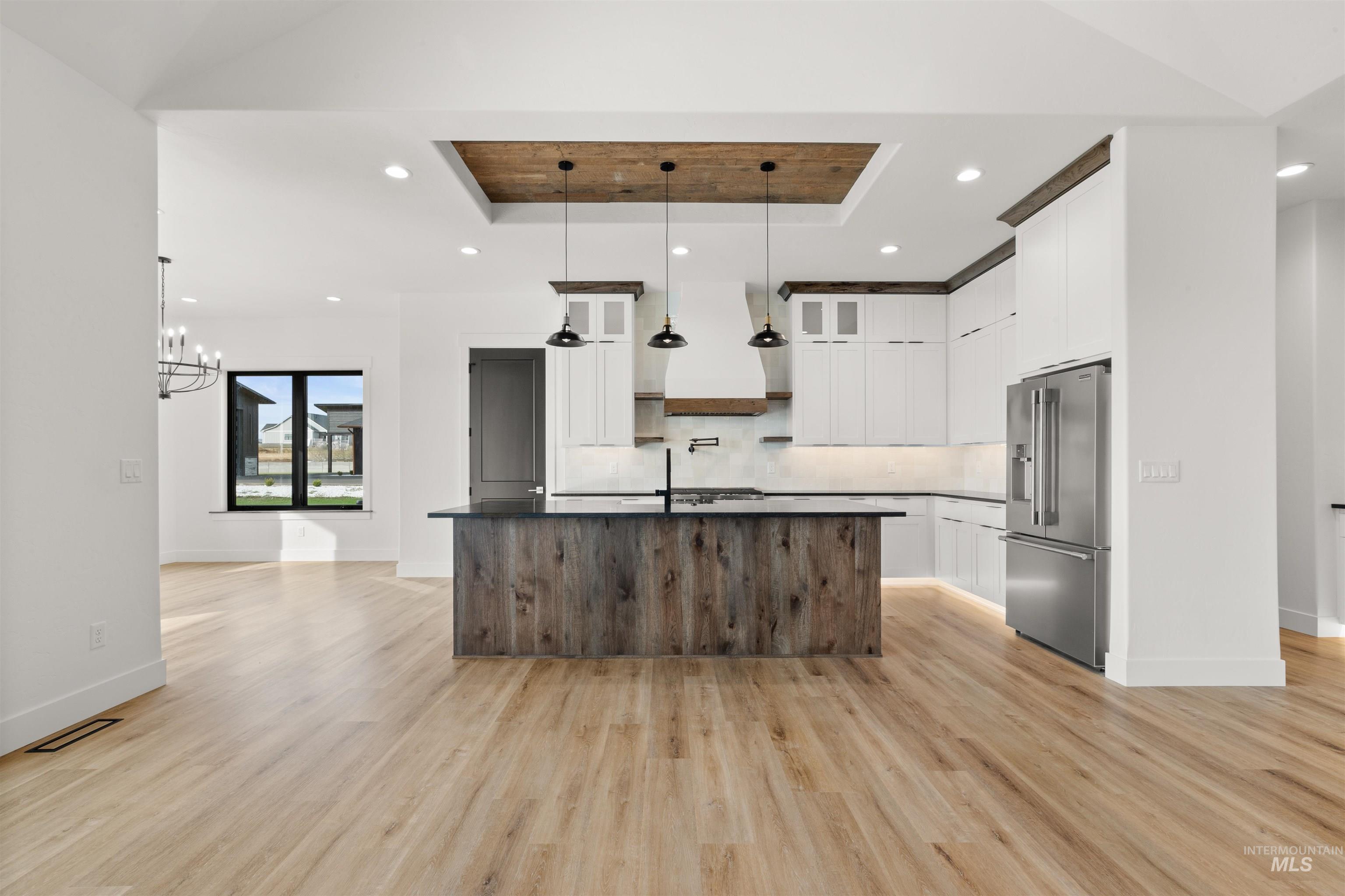 2112 Mountain Vista Ct