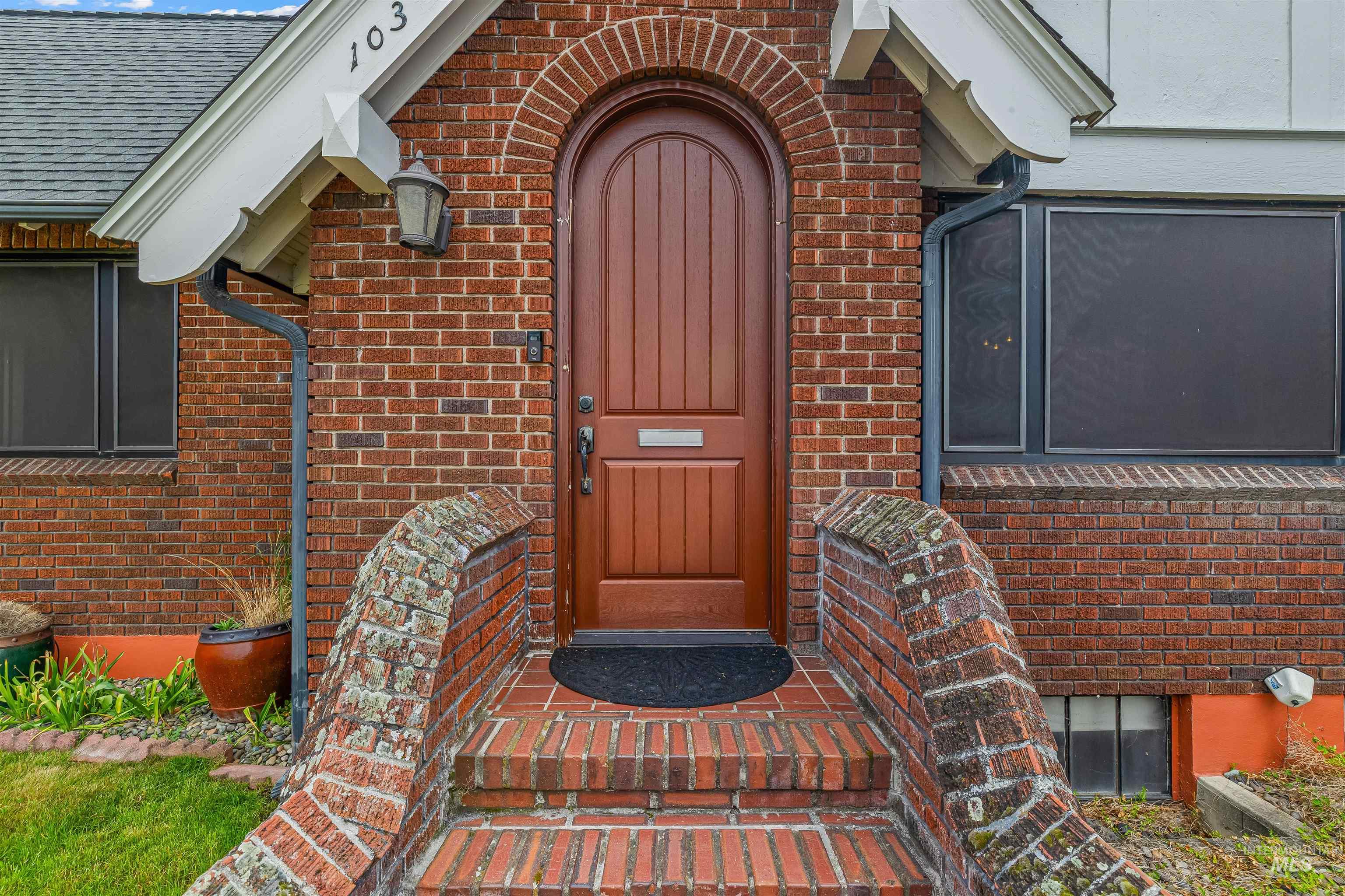 103 Prospect Ave
