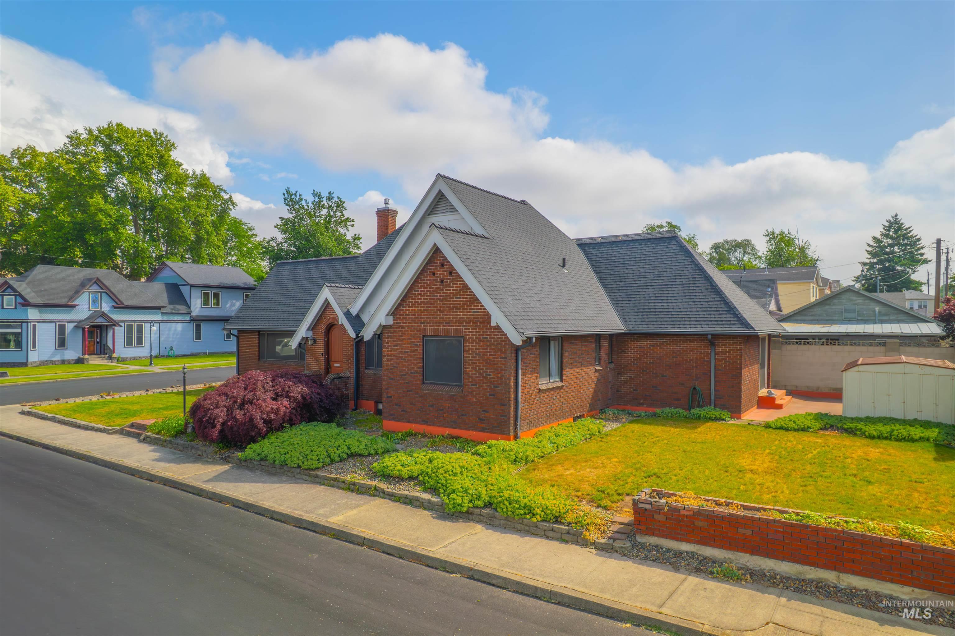 103 Prospect Ave