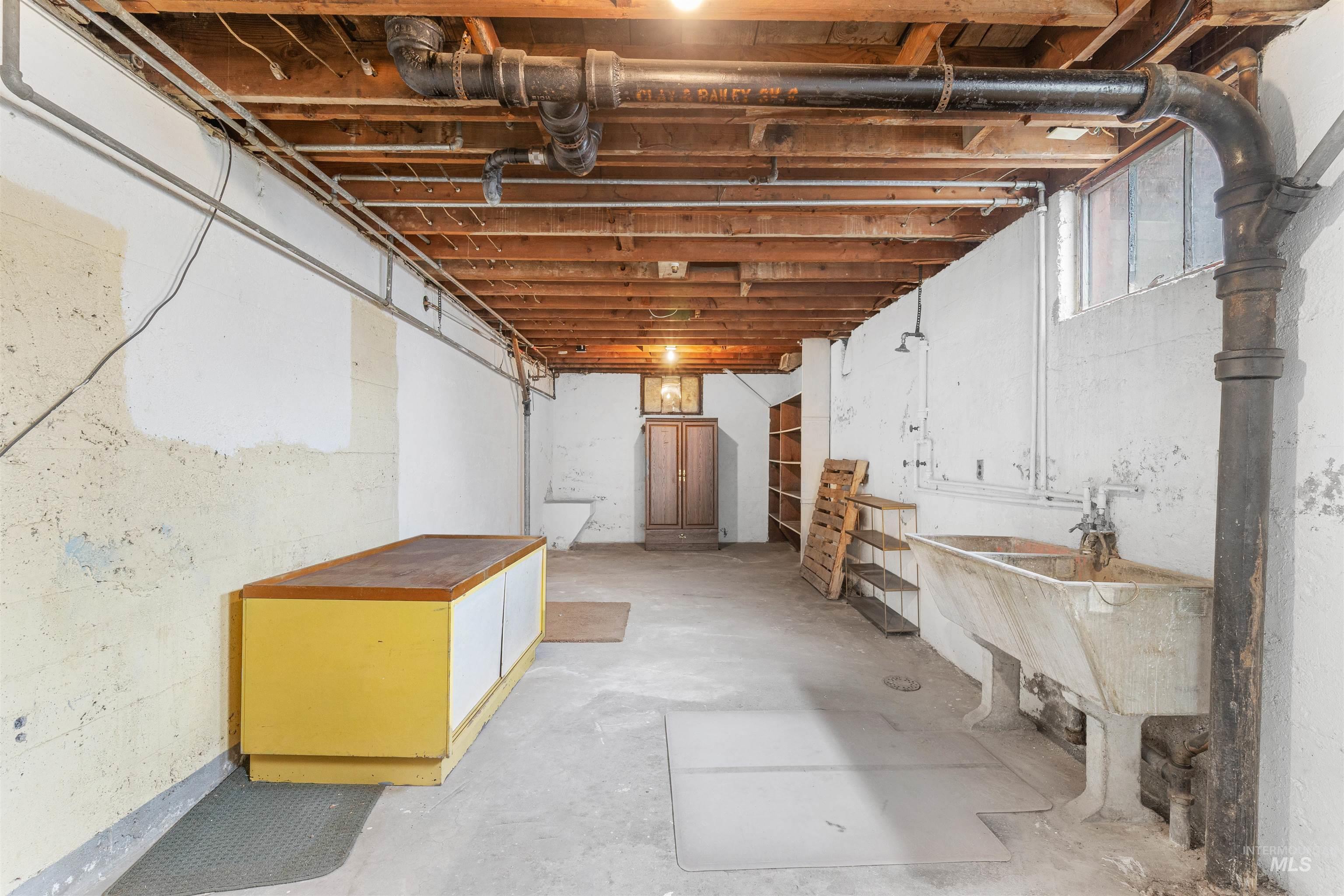 103 Prospect Ave