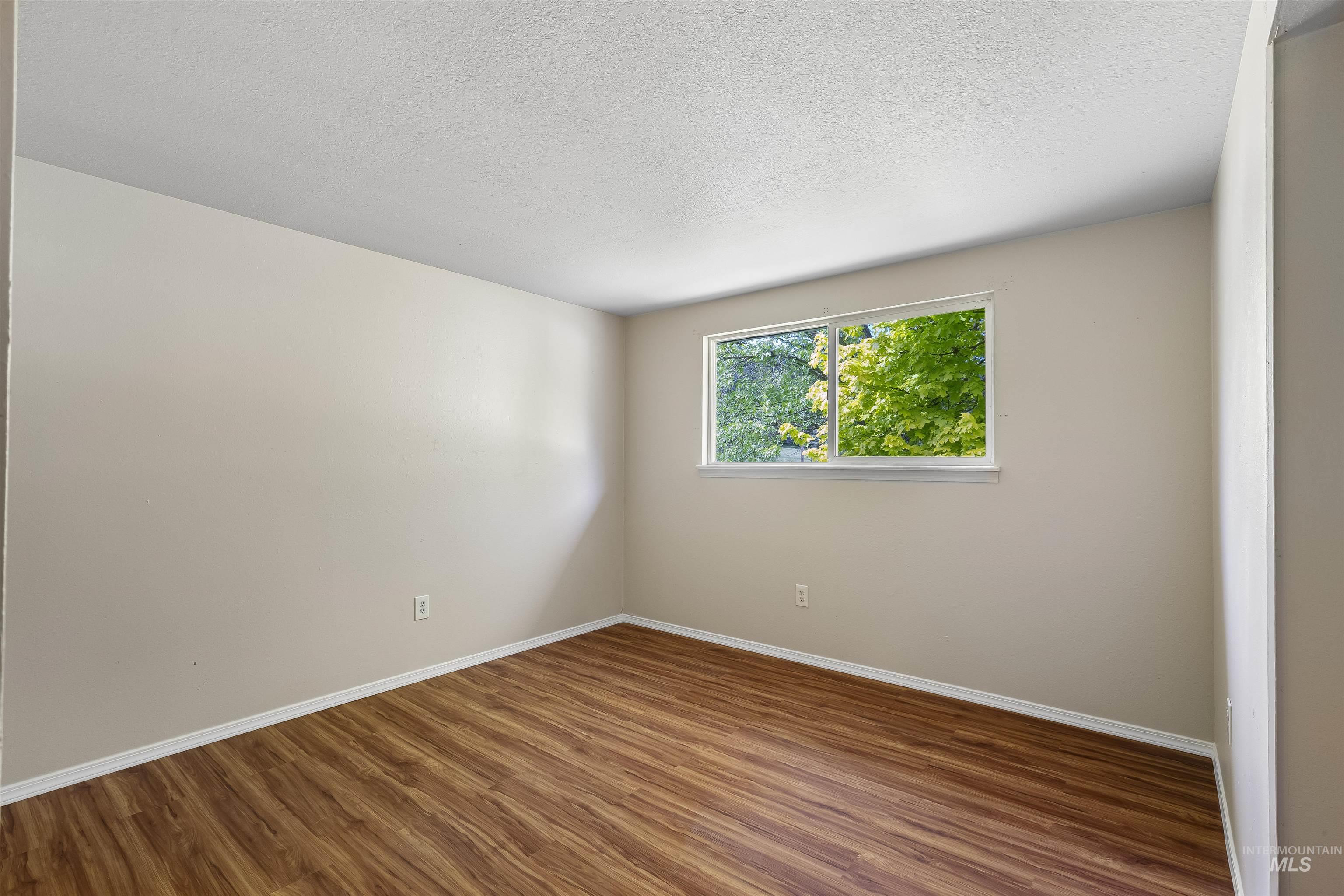 478 and 716 Three Bear Rd