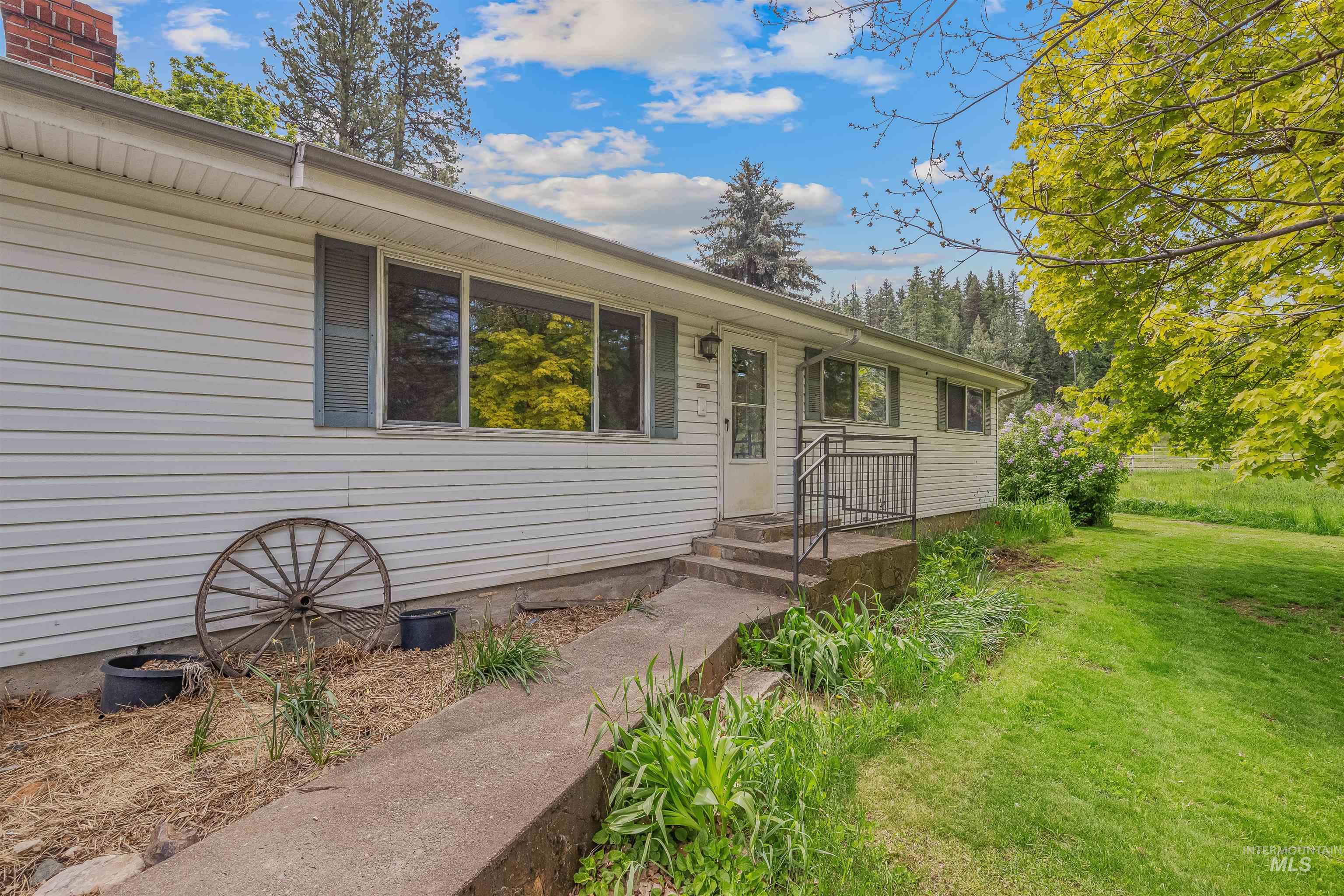 478 and 716 Three Bear Rd