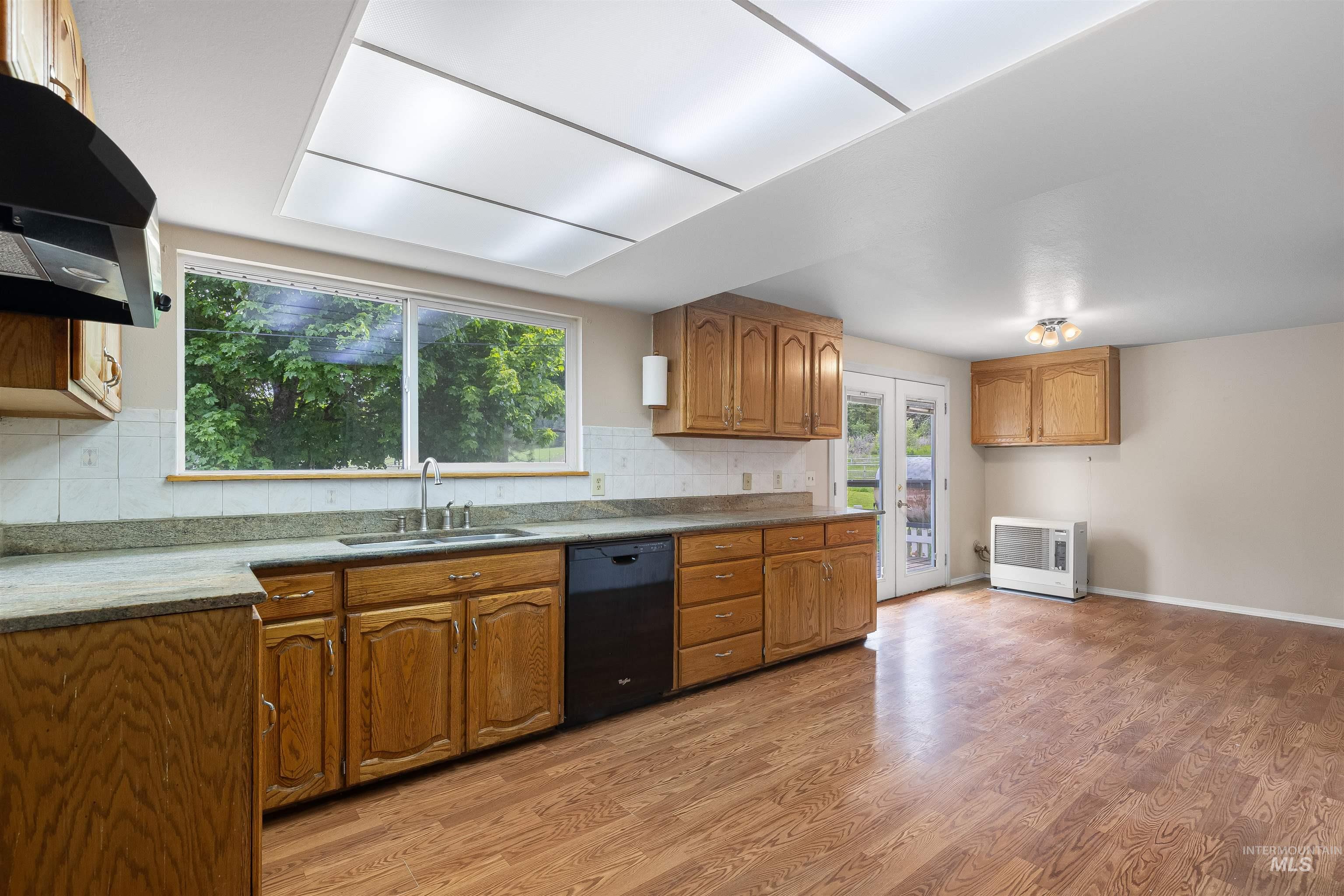 478 and 716 Three Bear Rd