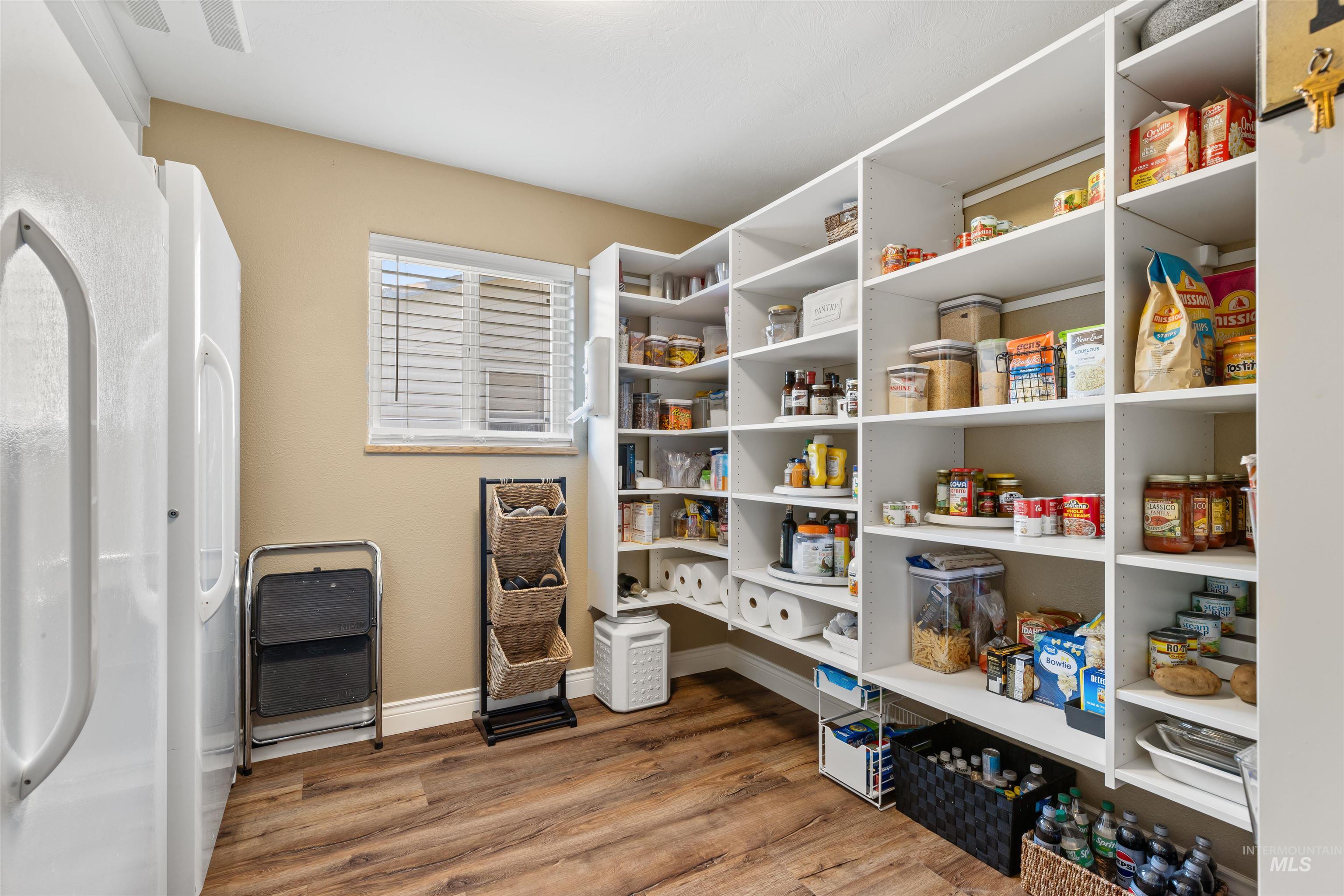 528 Crestline Circle Drive