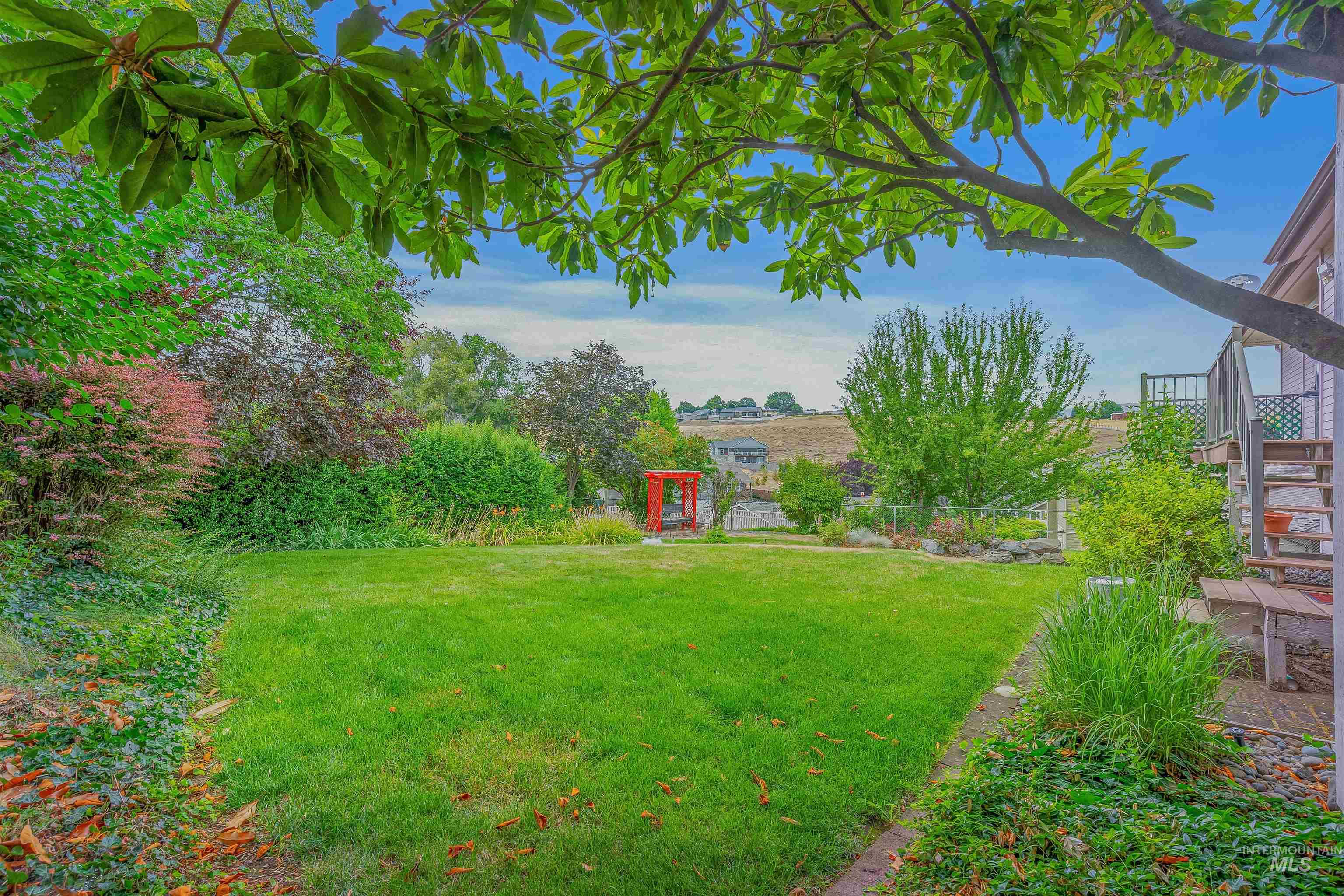 2566 Grandview Drive
