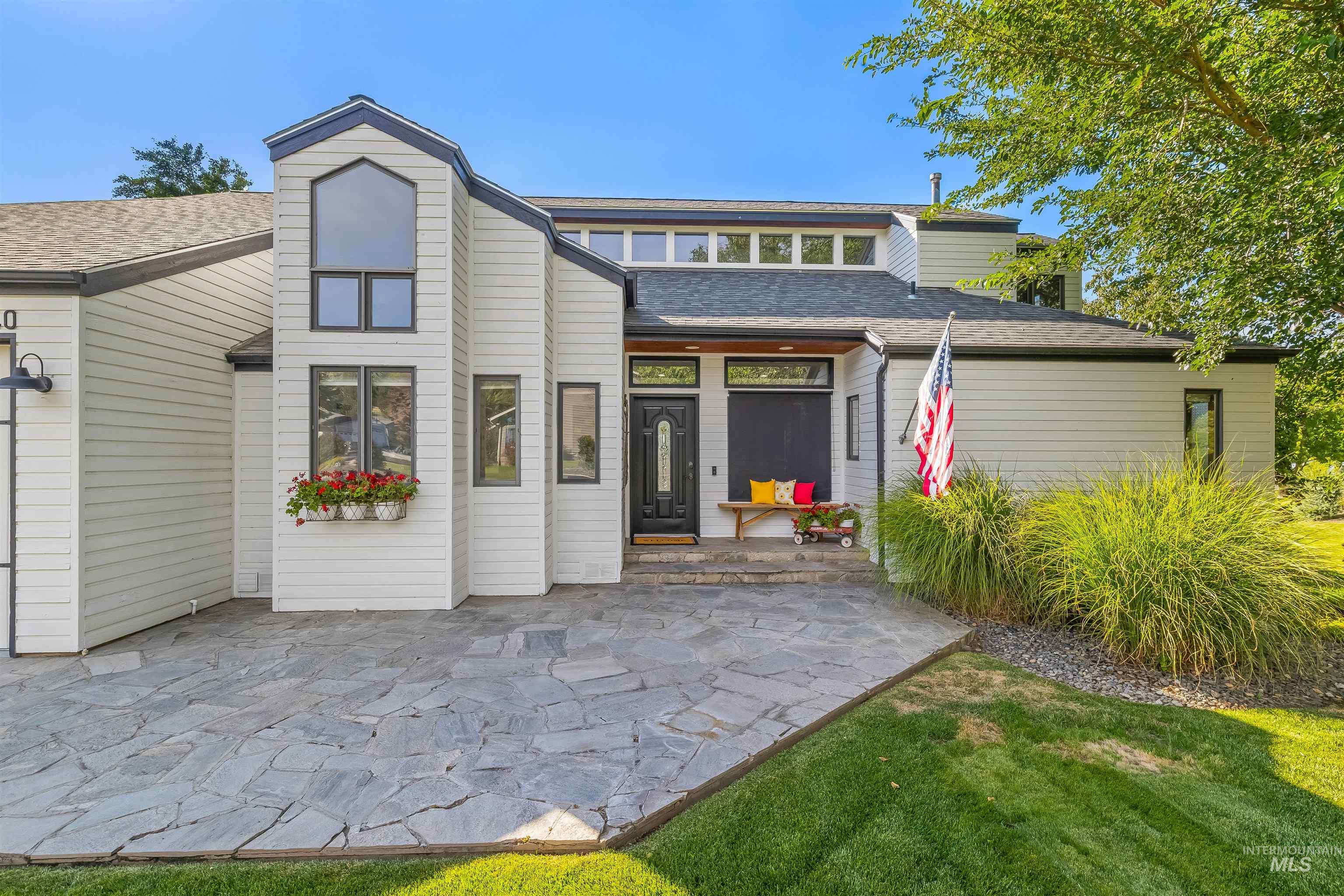 4040 Fairway Drive