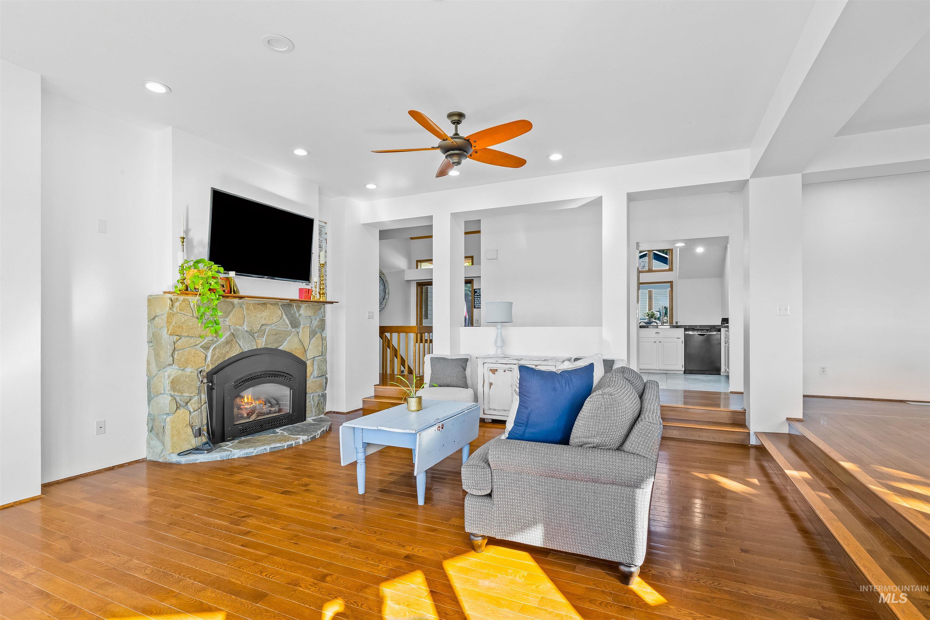 4040 Fairway Drive