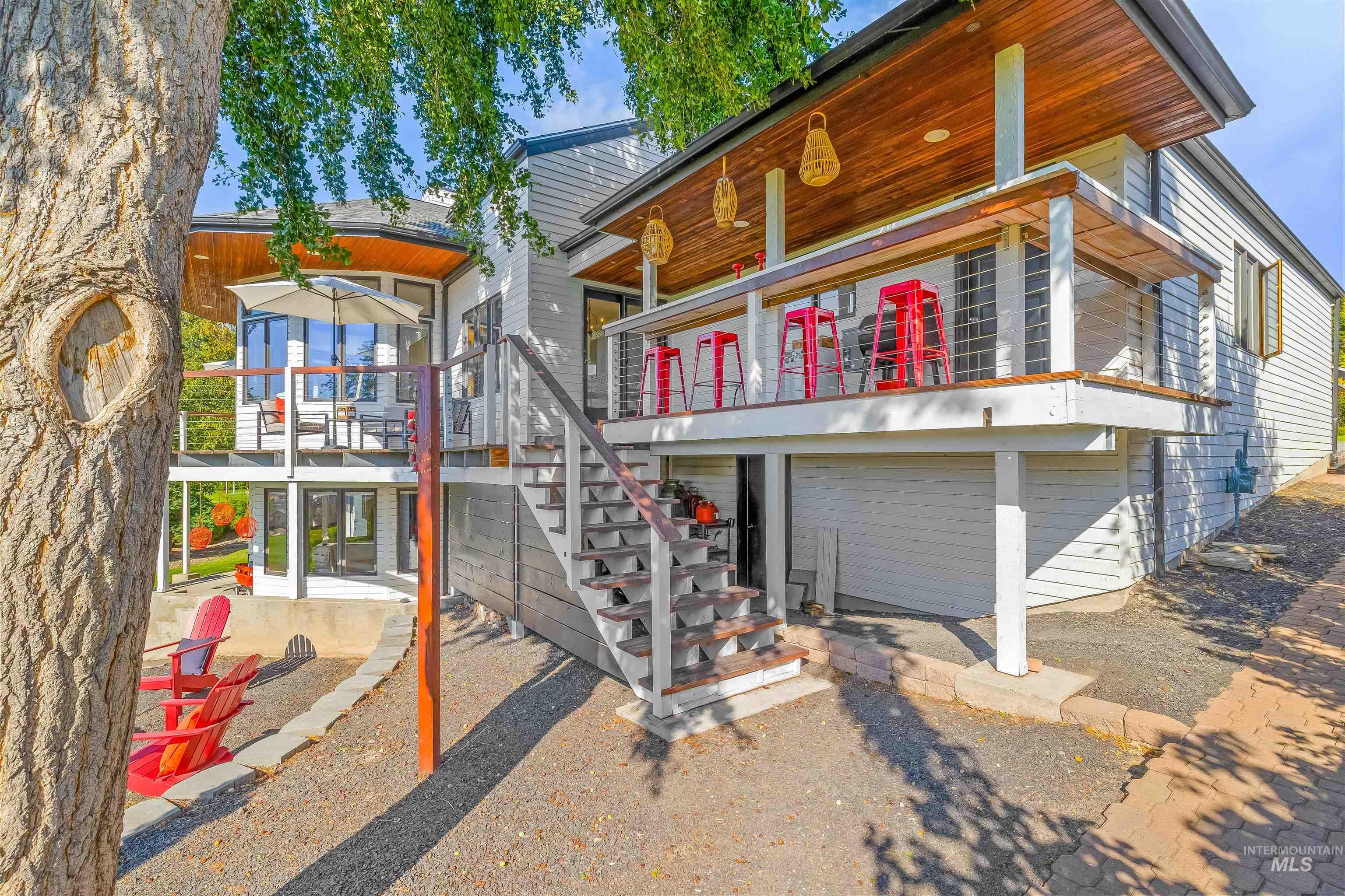 4040 Fairway Drive