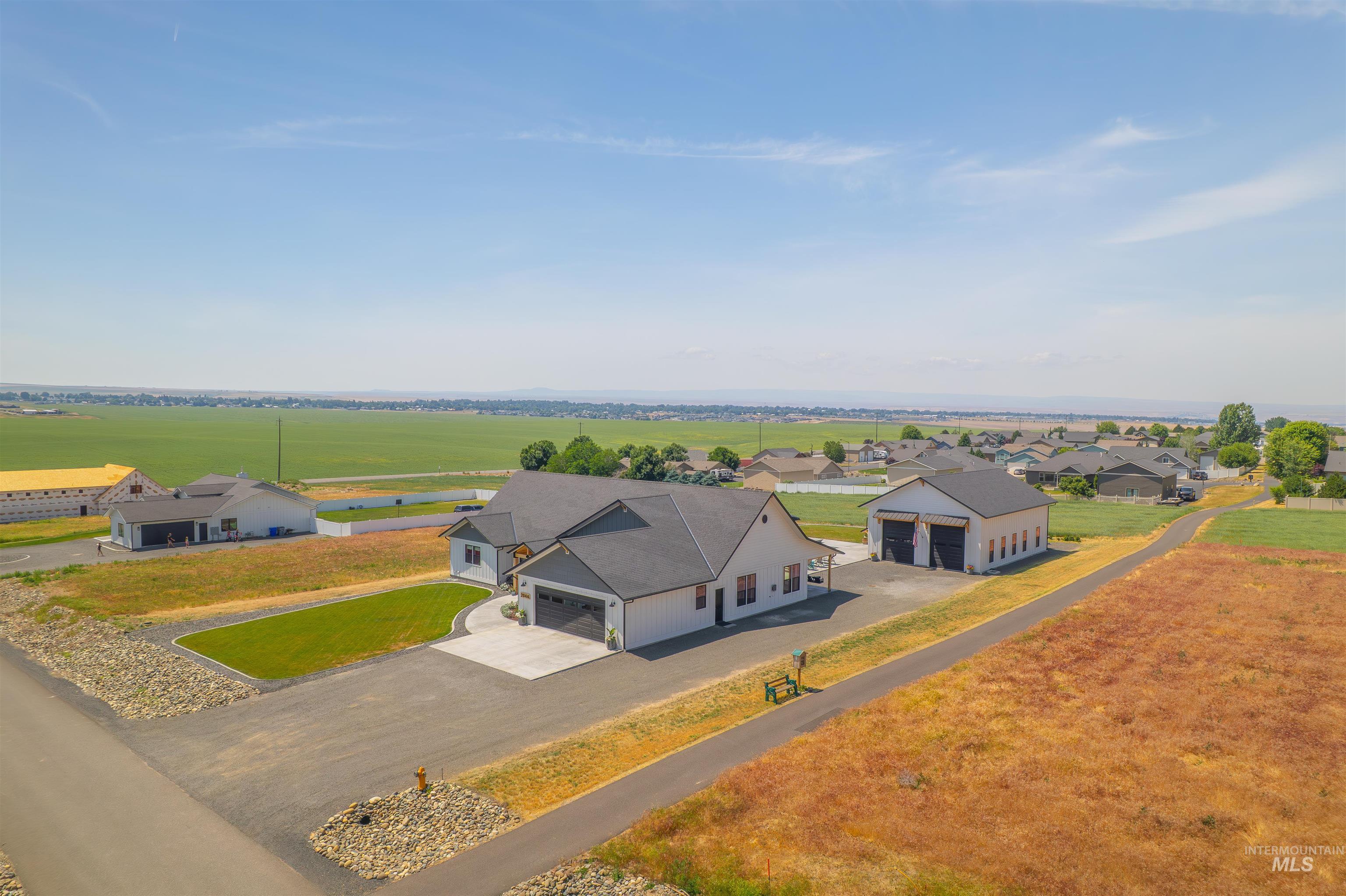 2044 Vinifera Boulevard