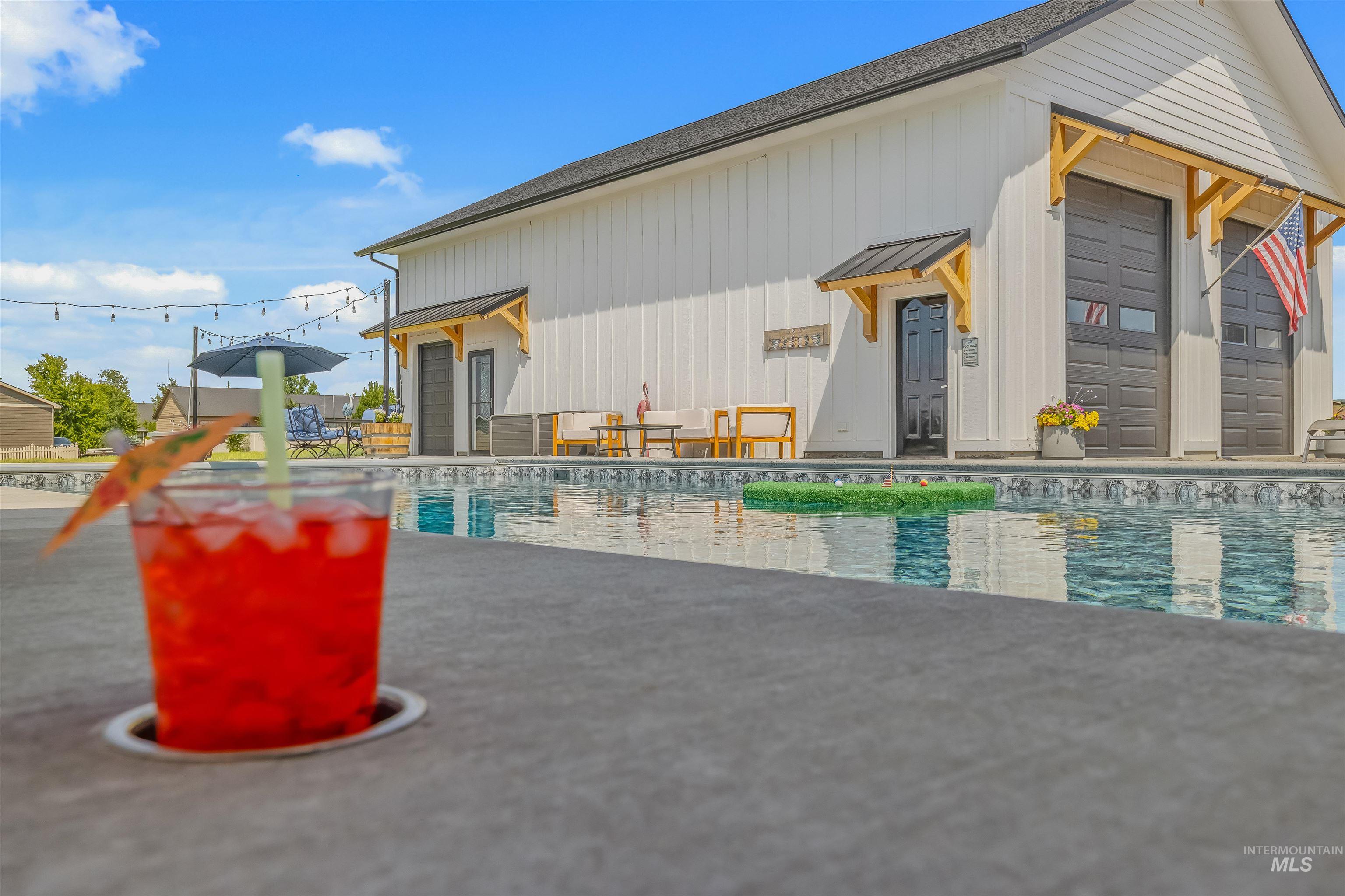 2044 Vinifera Boulevard