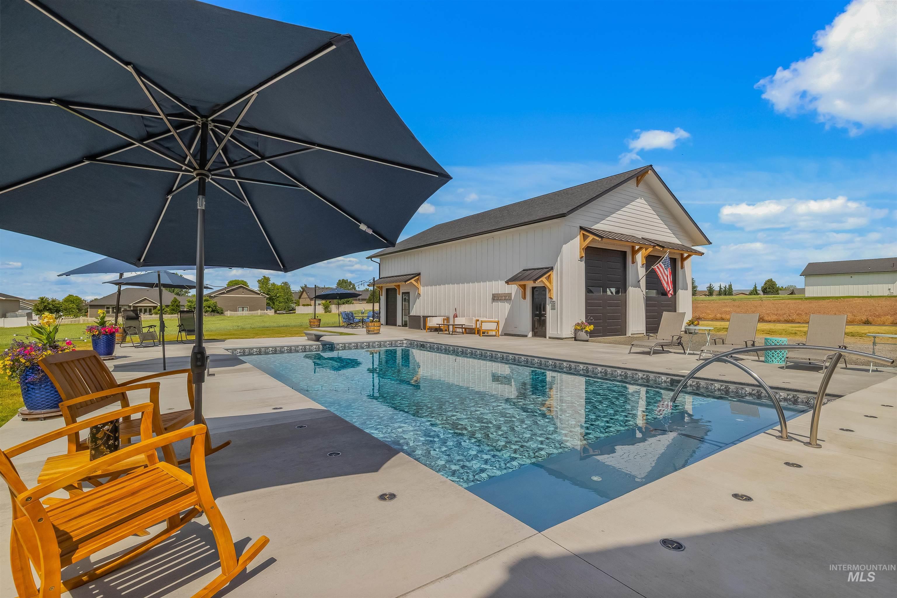 2044 Vinifera Boulevard