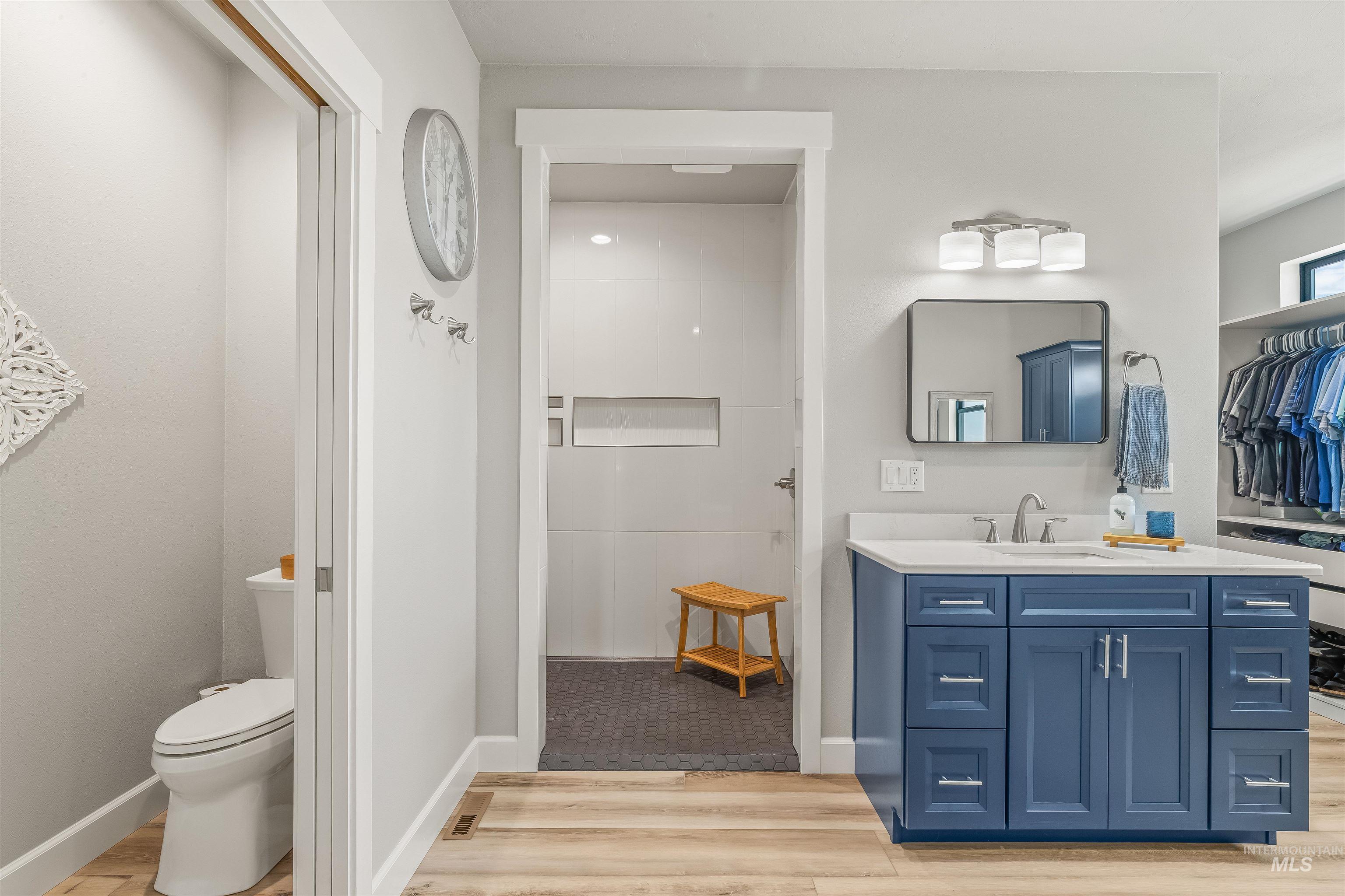 2044 Vinifera Boulevard