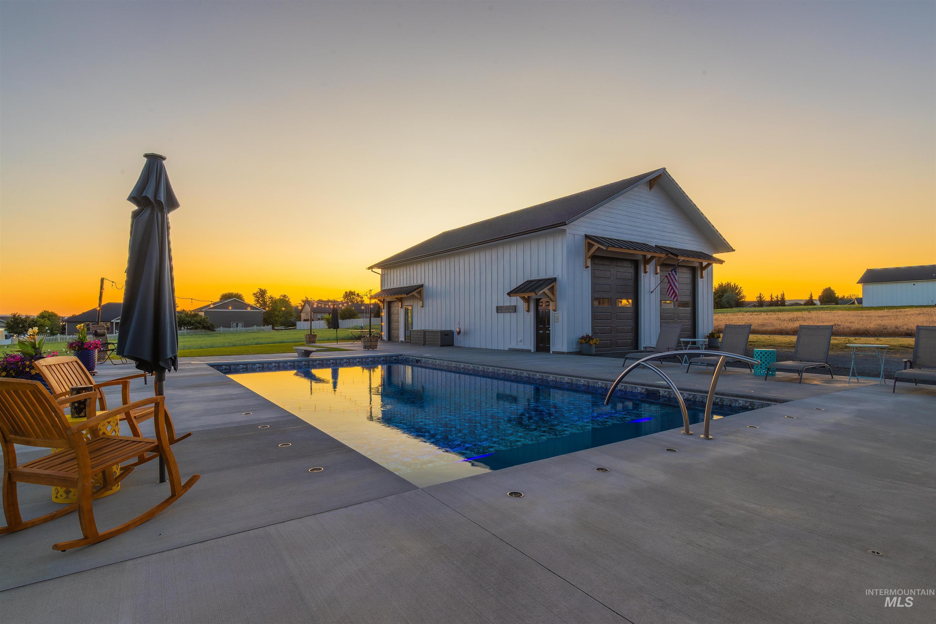 2044 Vinifera Boulevard