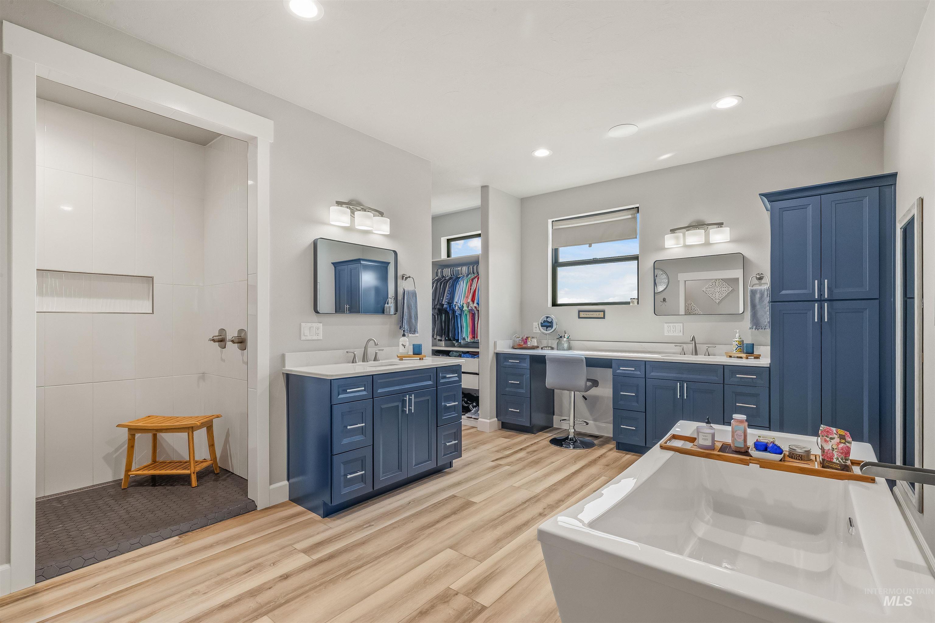 2044 Vinifera Boulevard