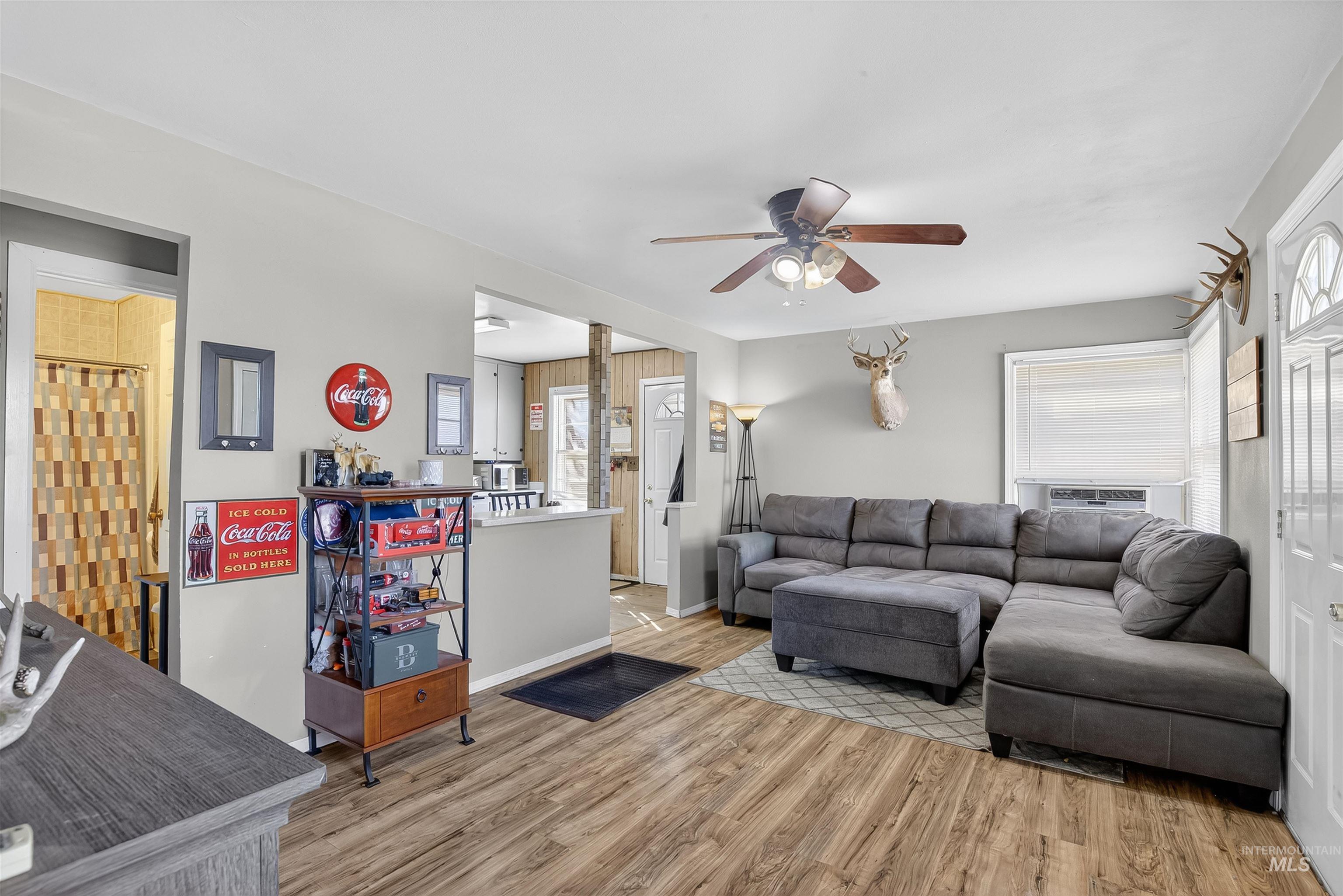 332 Vista Ave.