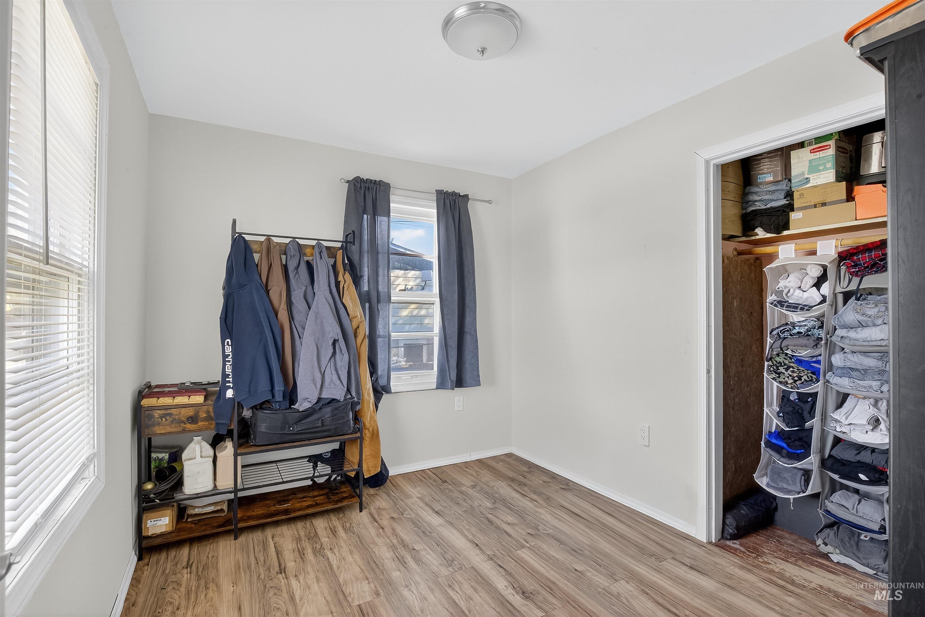 332 Vista Ave.