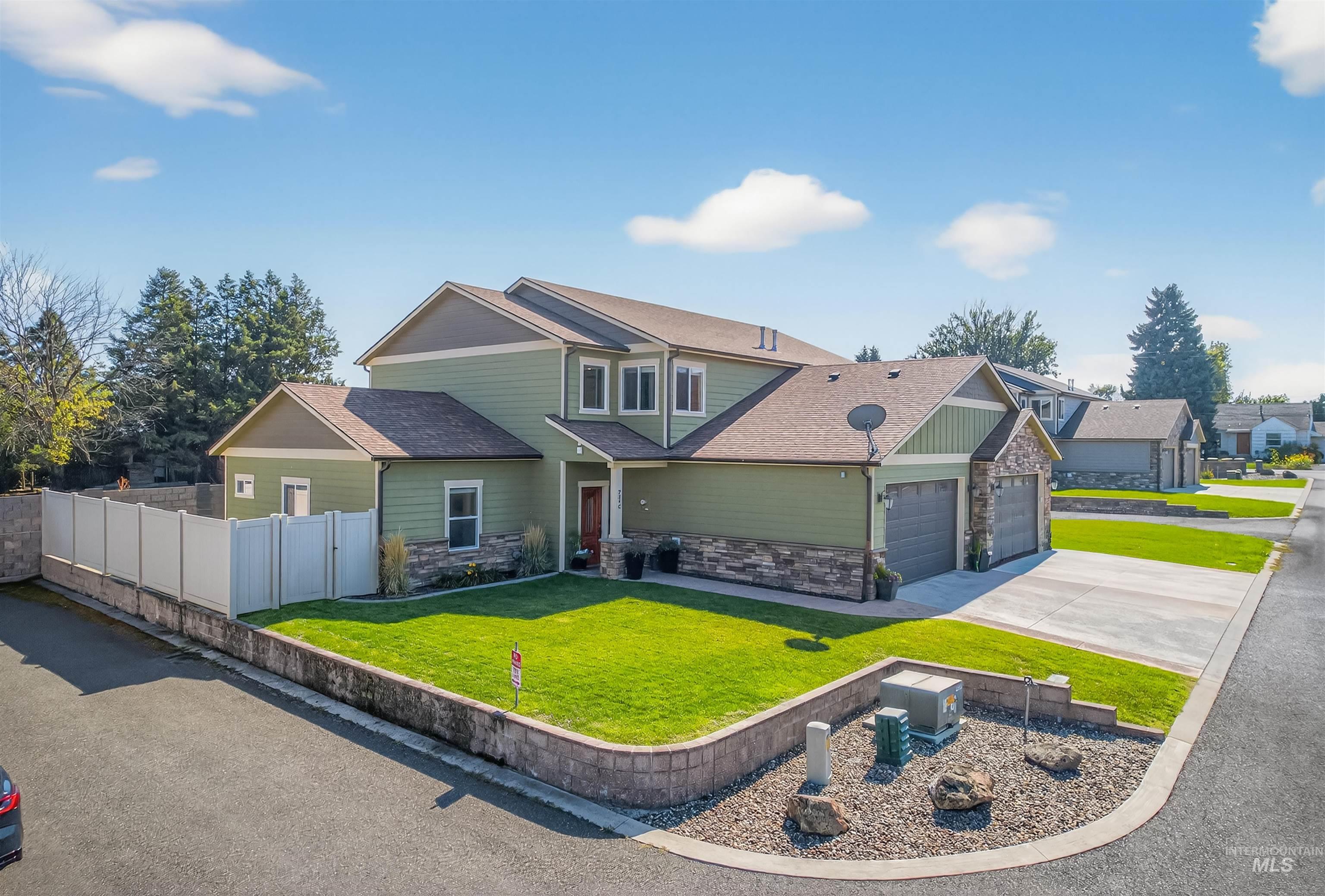 721 Linden Avenue Unit: C