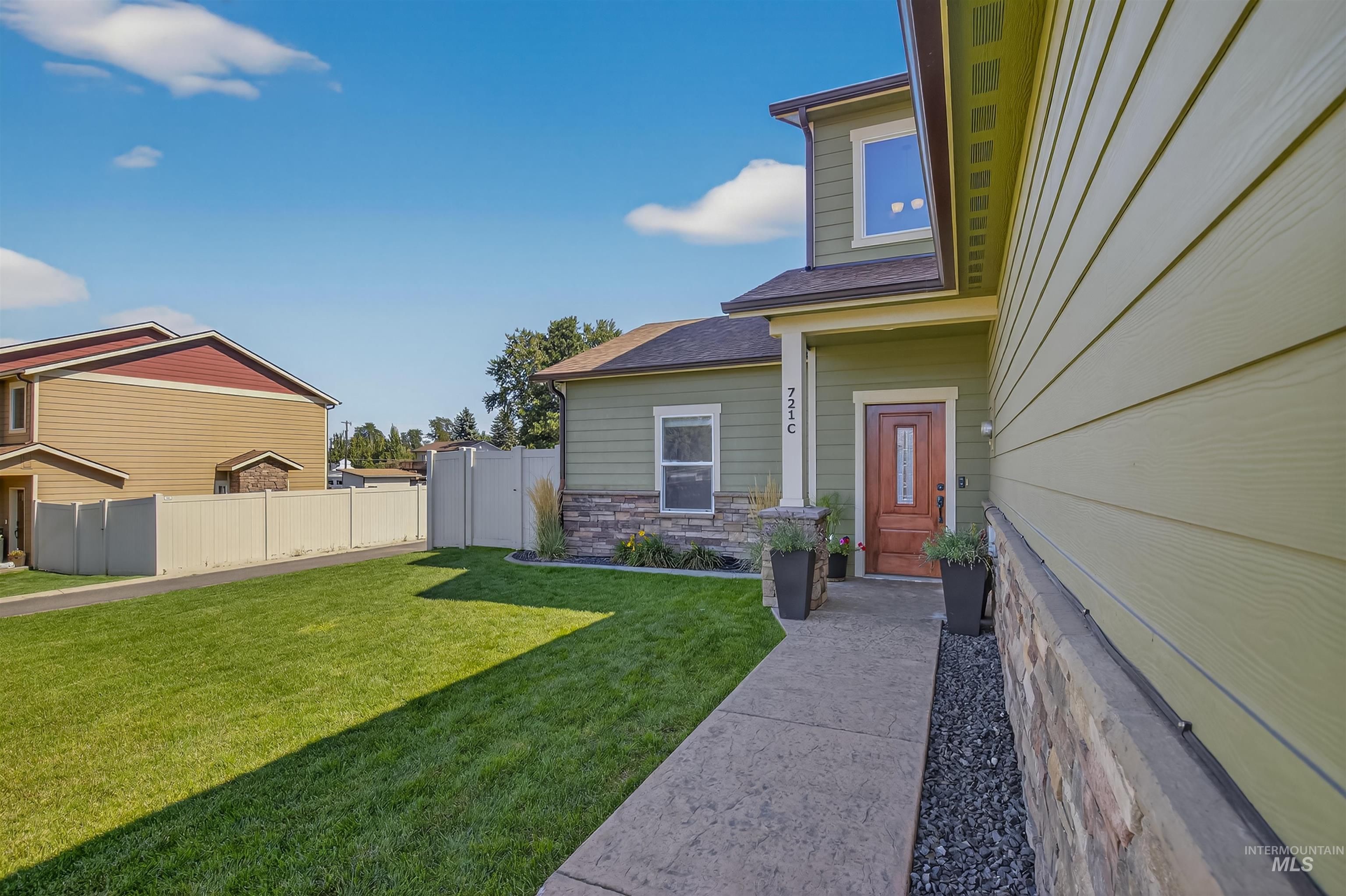721 Linden Avenue Unit: C