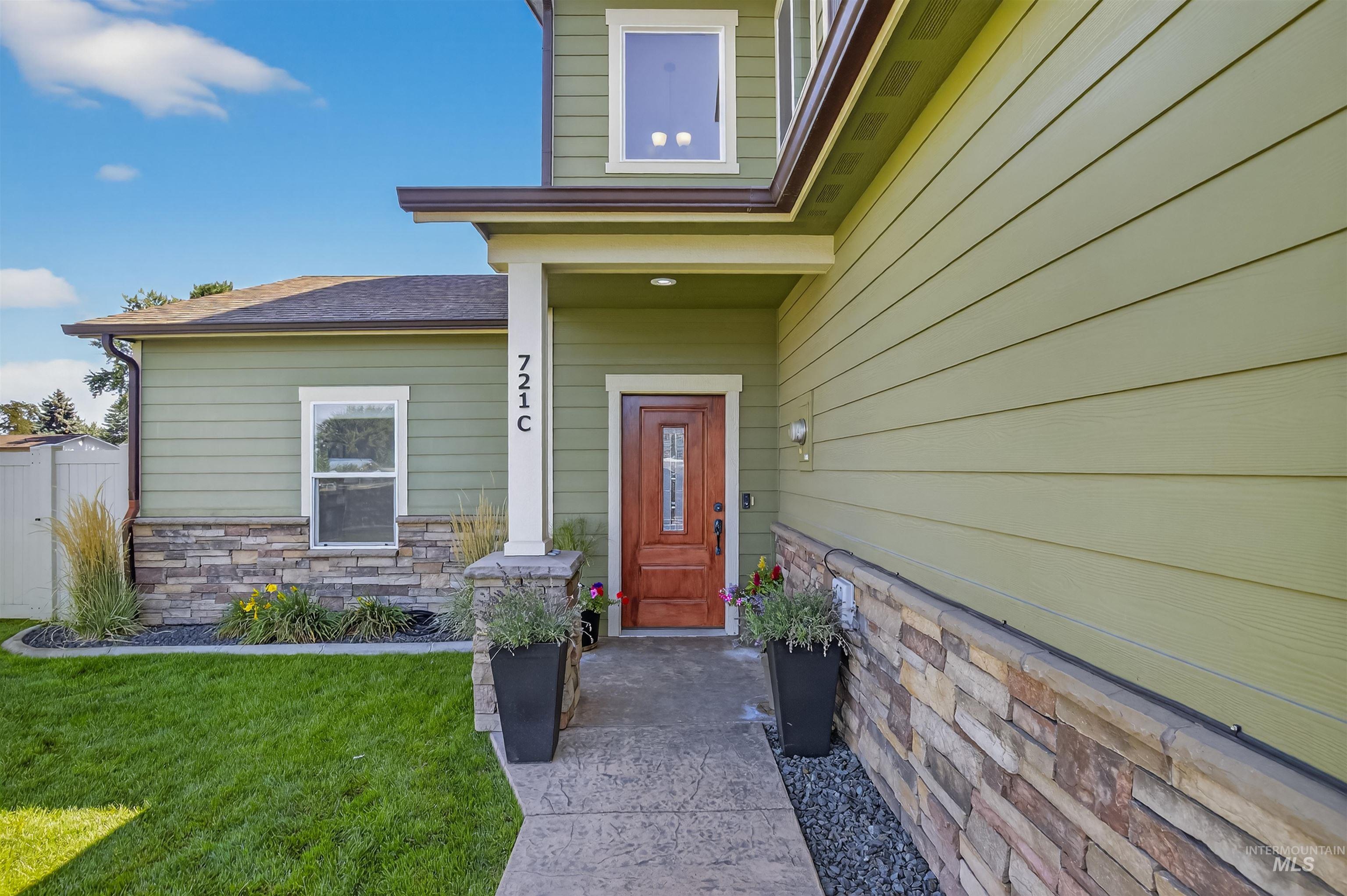 721 Linden Avenue Unit: C