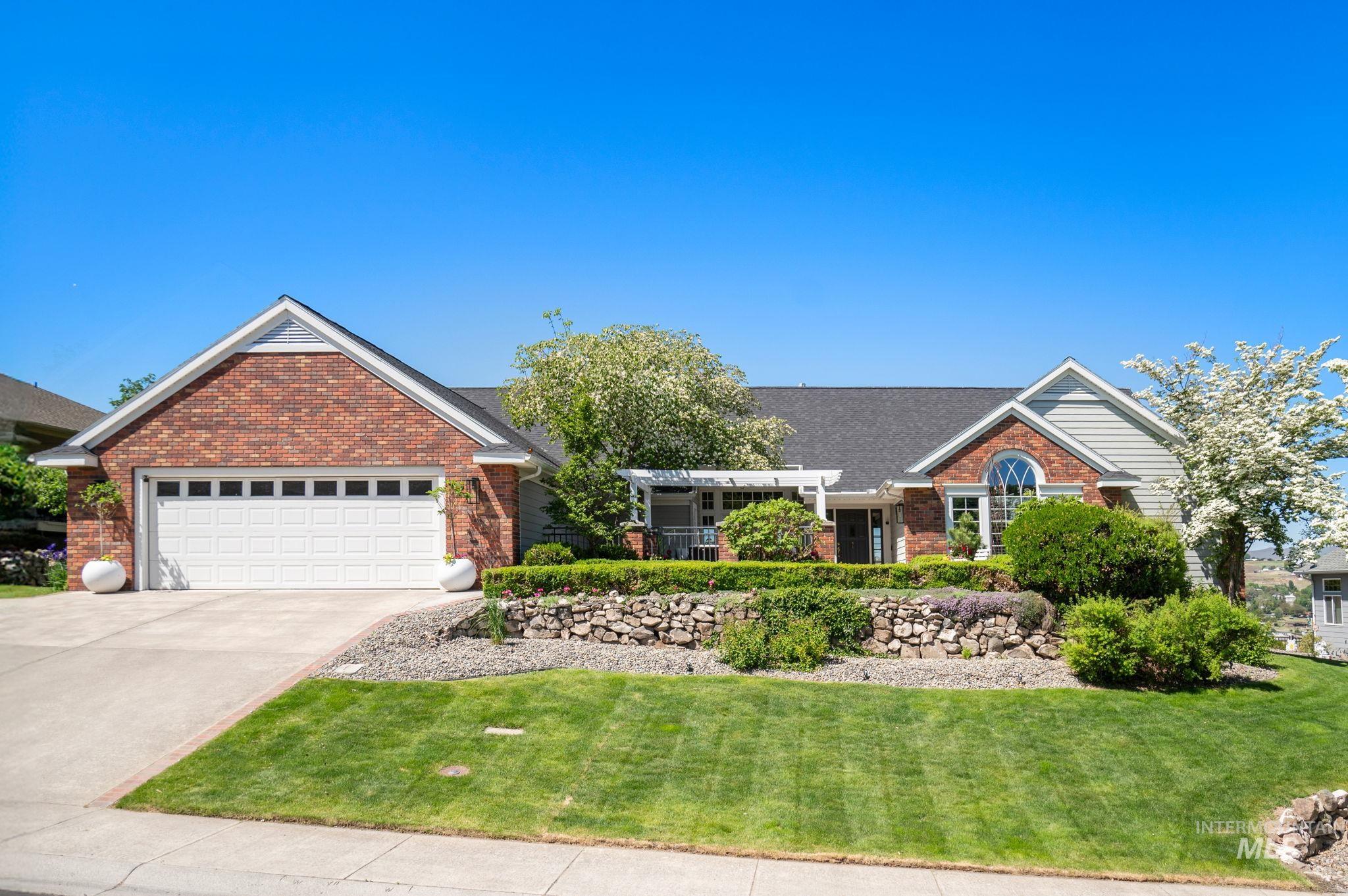 176 Marine View Drive