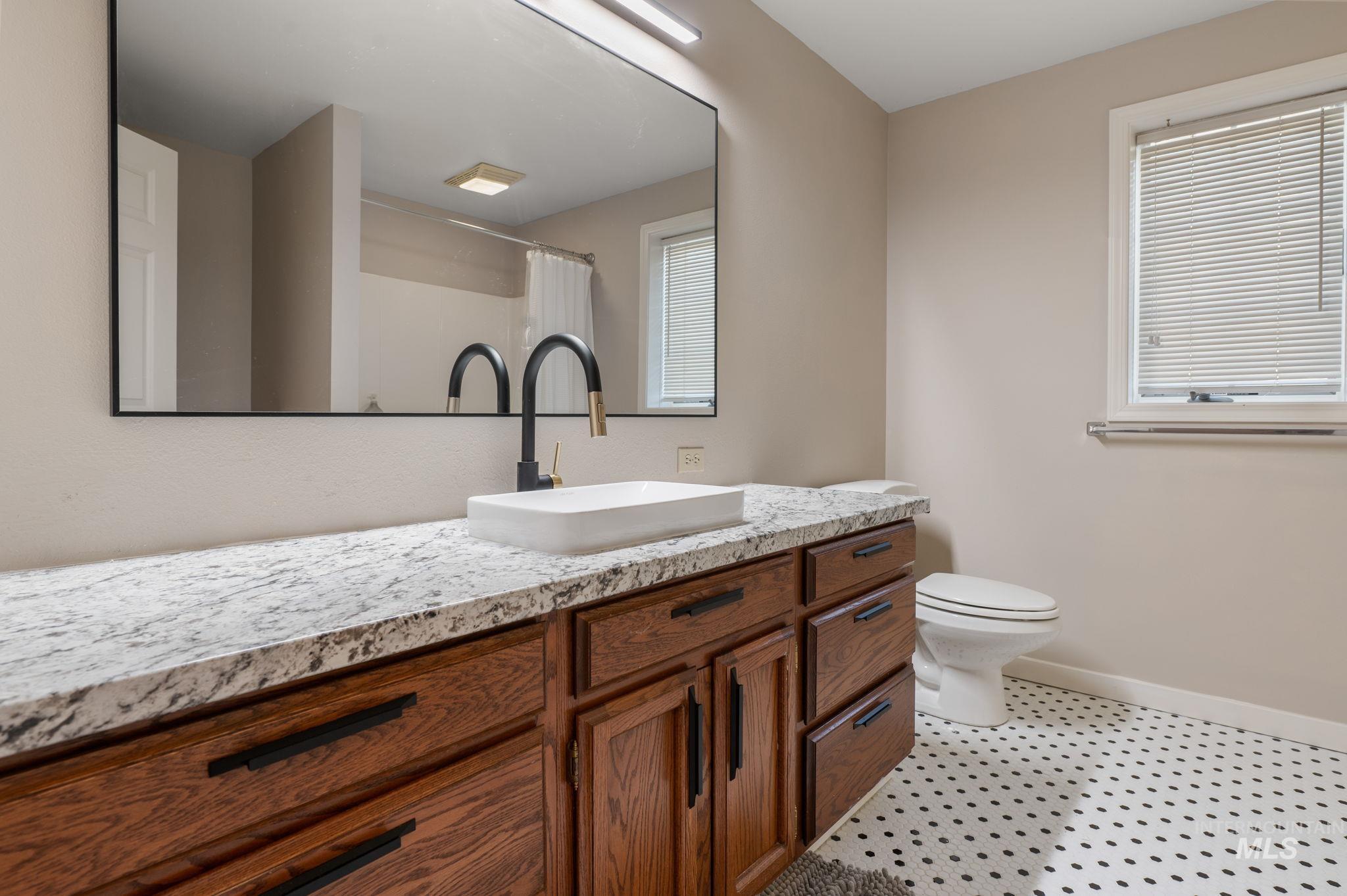 176 Marine View Drive