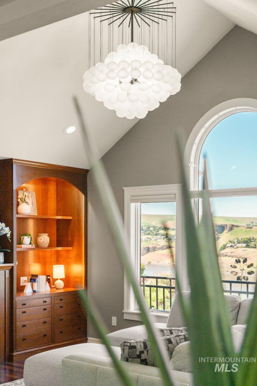 176 Marine View Drive