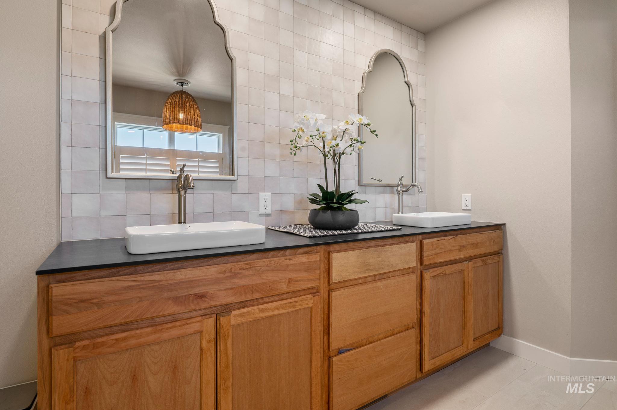 176 Marine View Drive