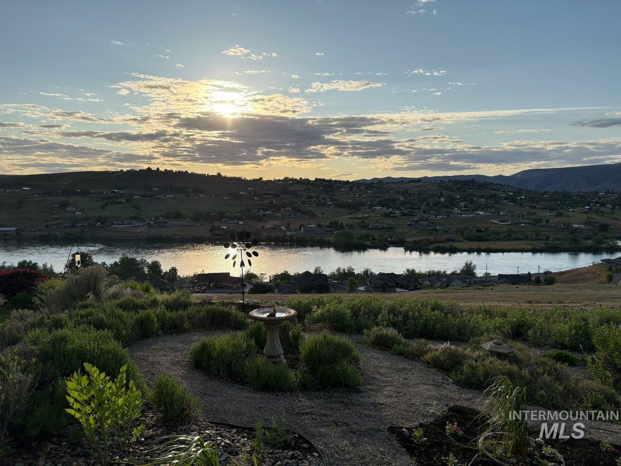 176 Marine View Drive