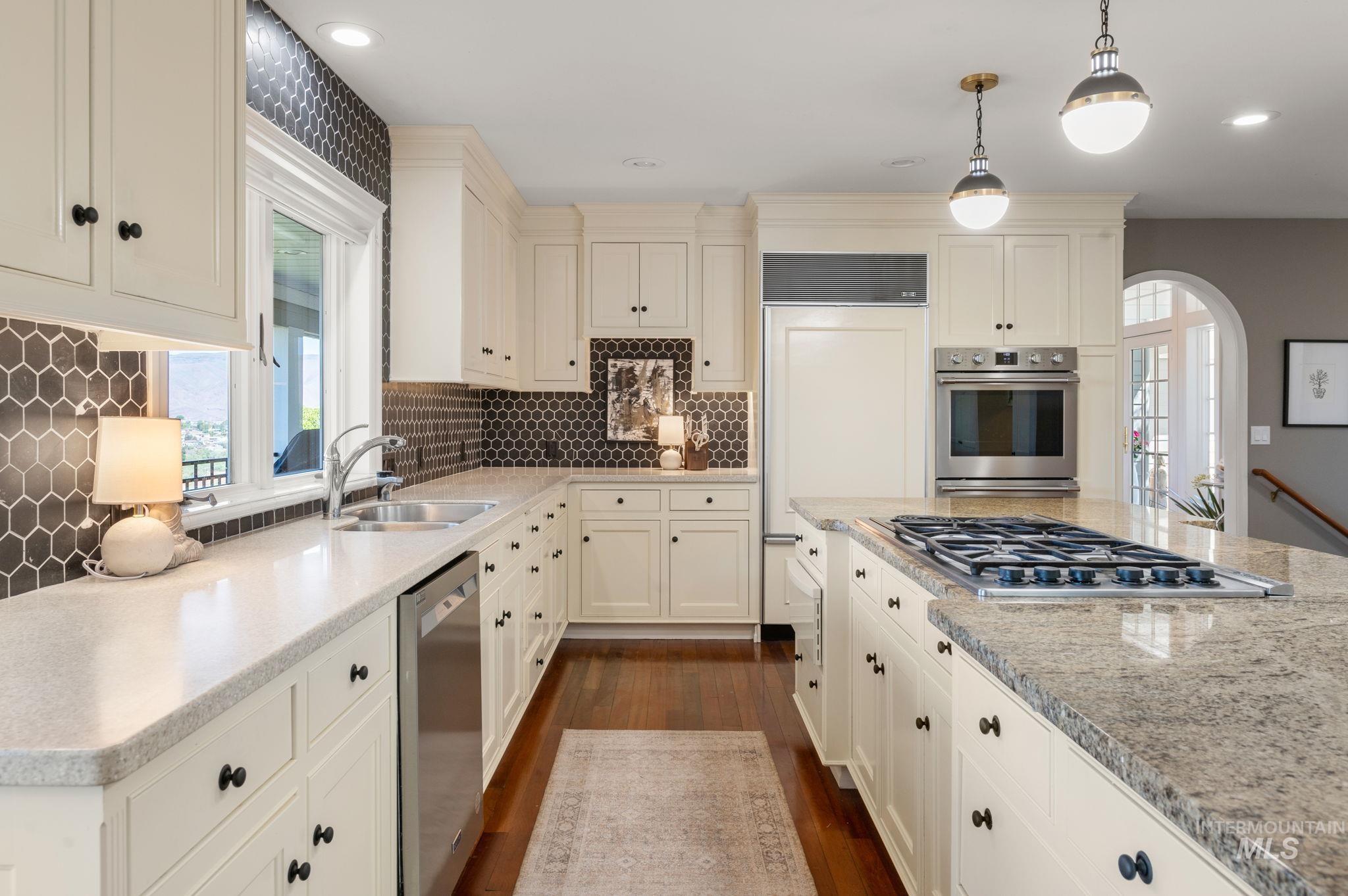 176 Marine View Drive