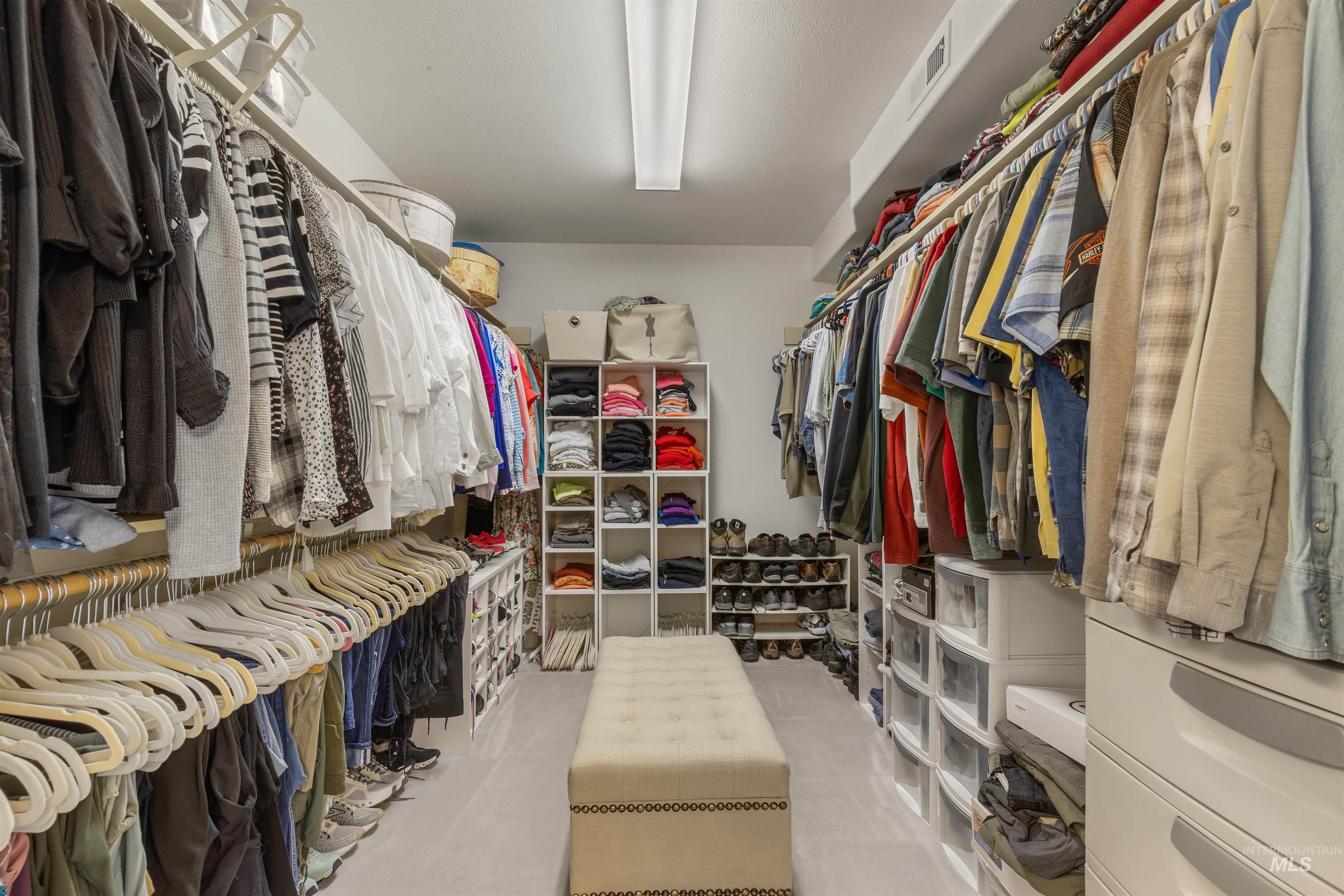 528 Crestline Circle Drive