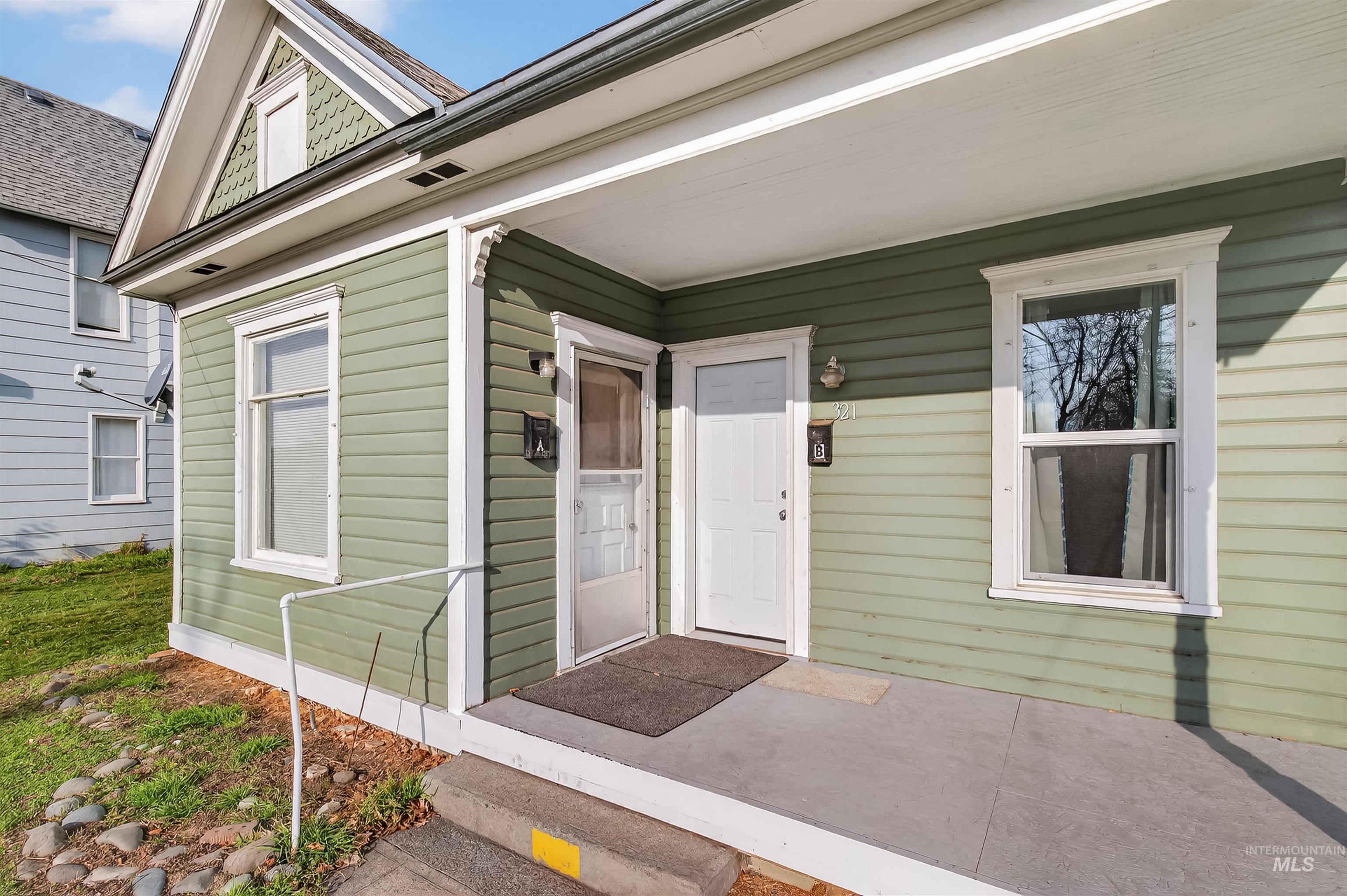 321 2nd Ave