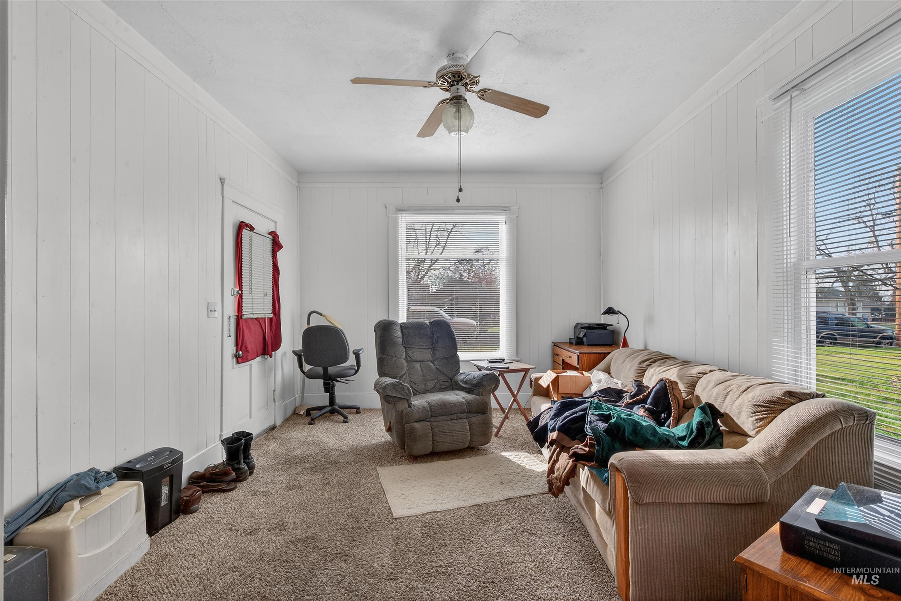 321 2nd Ave