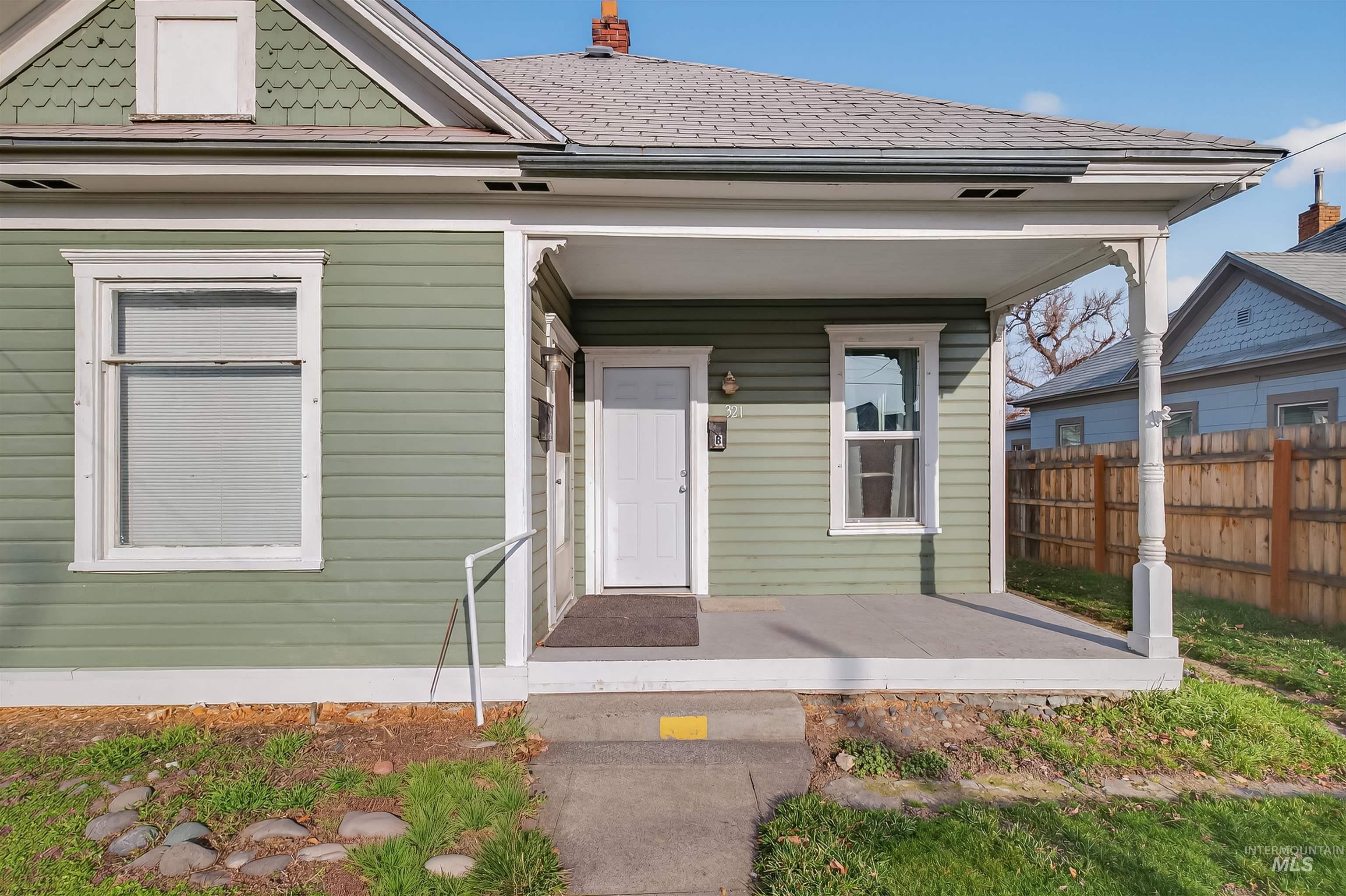 321 2nd Ave