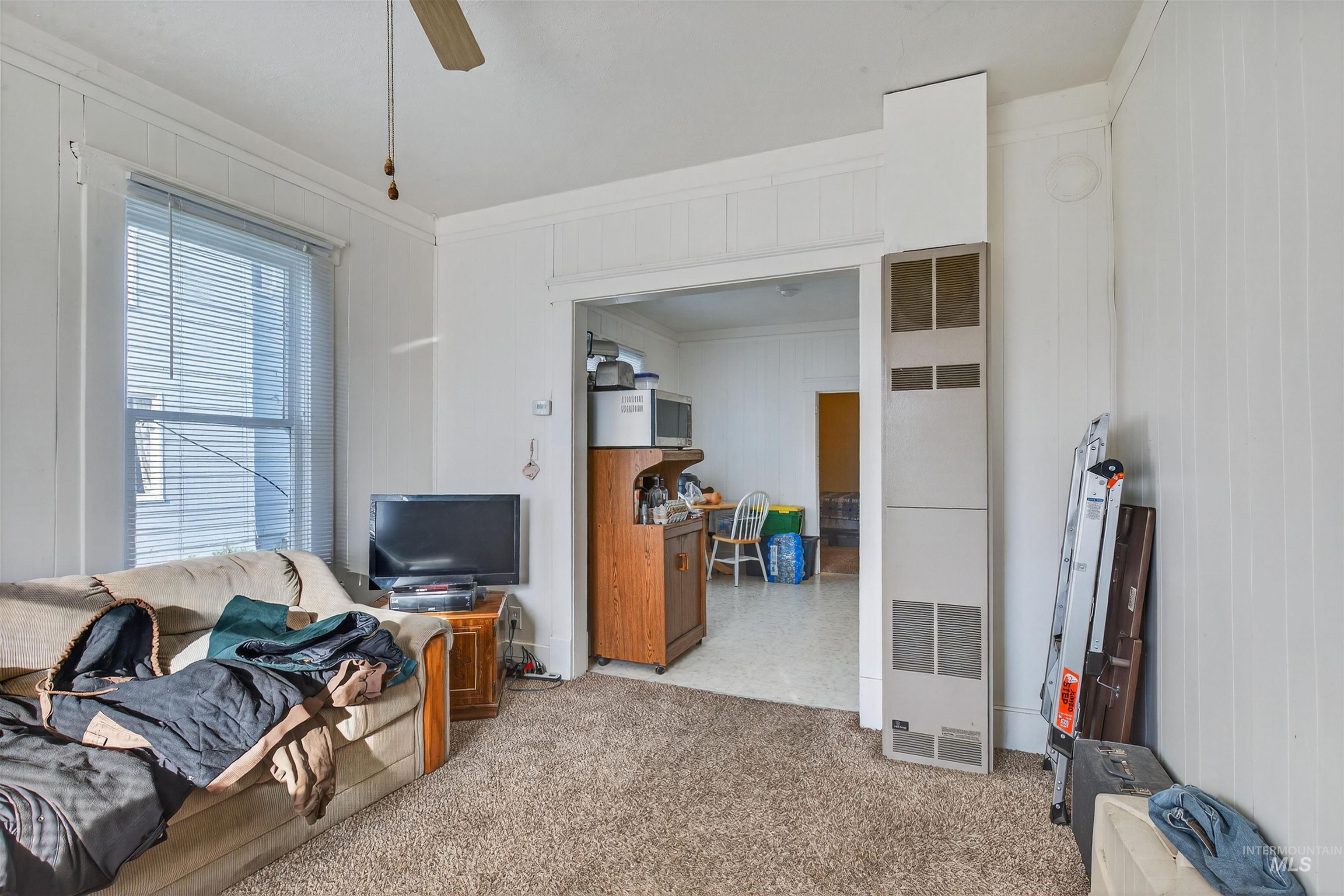 321 2nd Ave