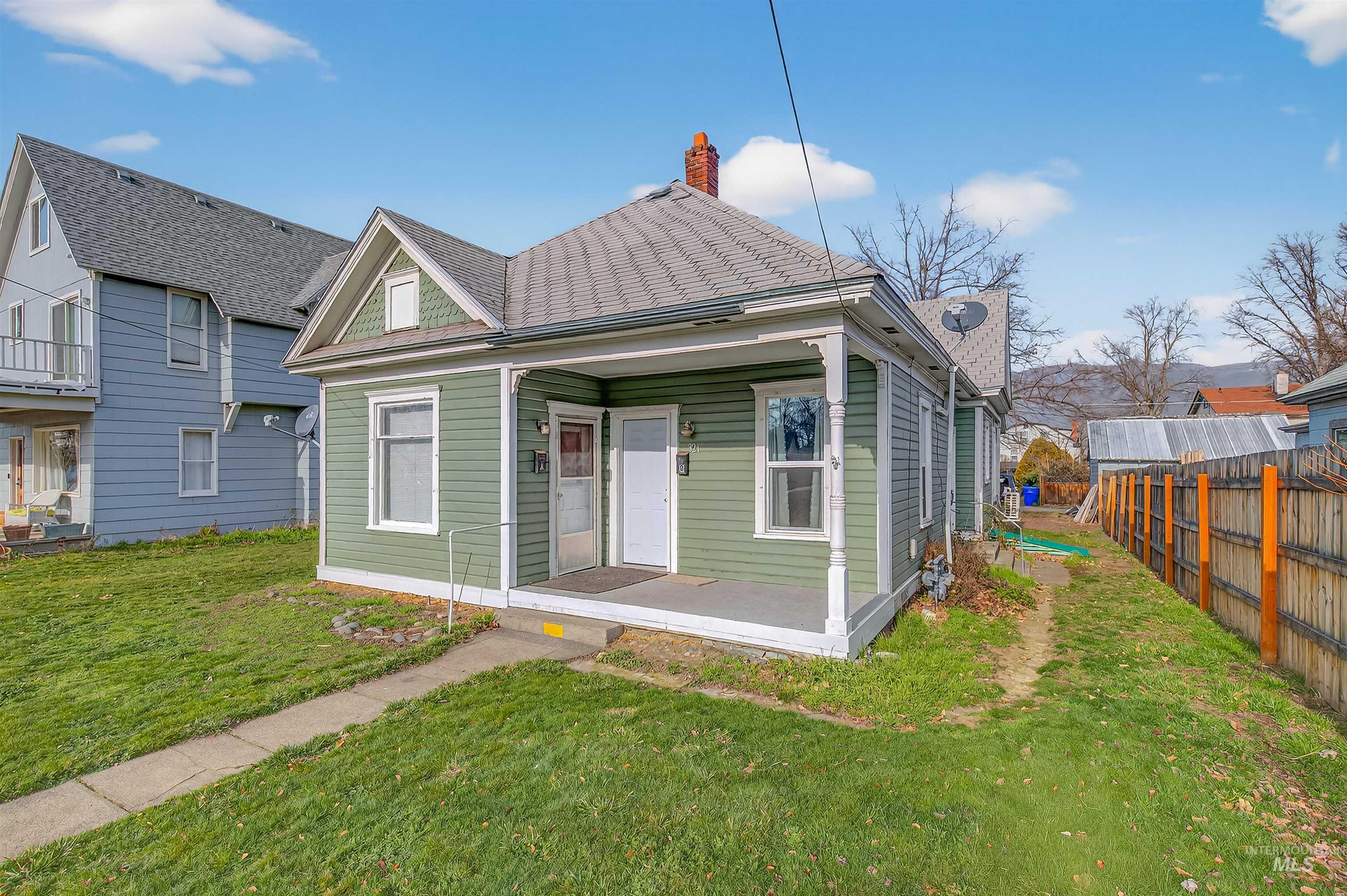 321 2nd Ave
