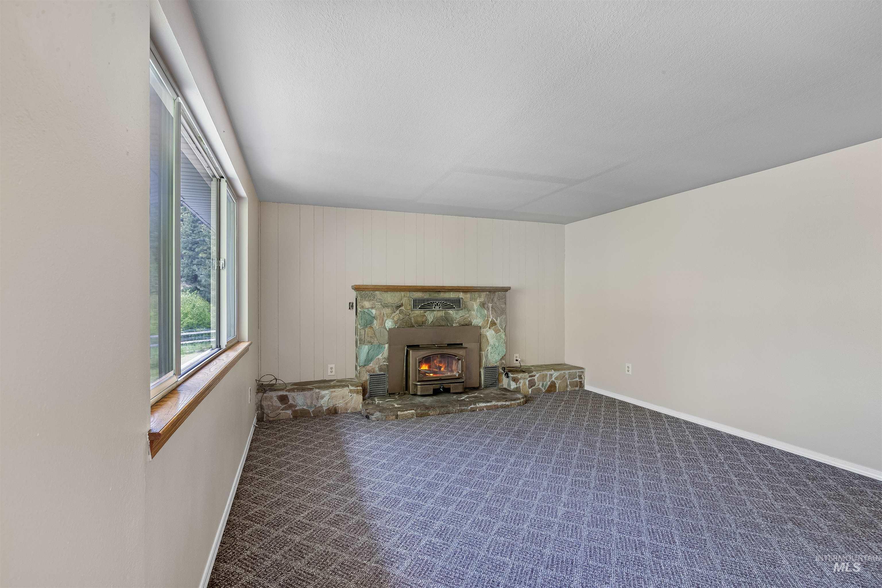 478 and 716 Three Bear Rd