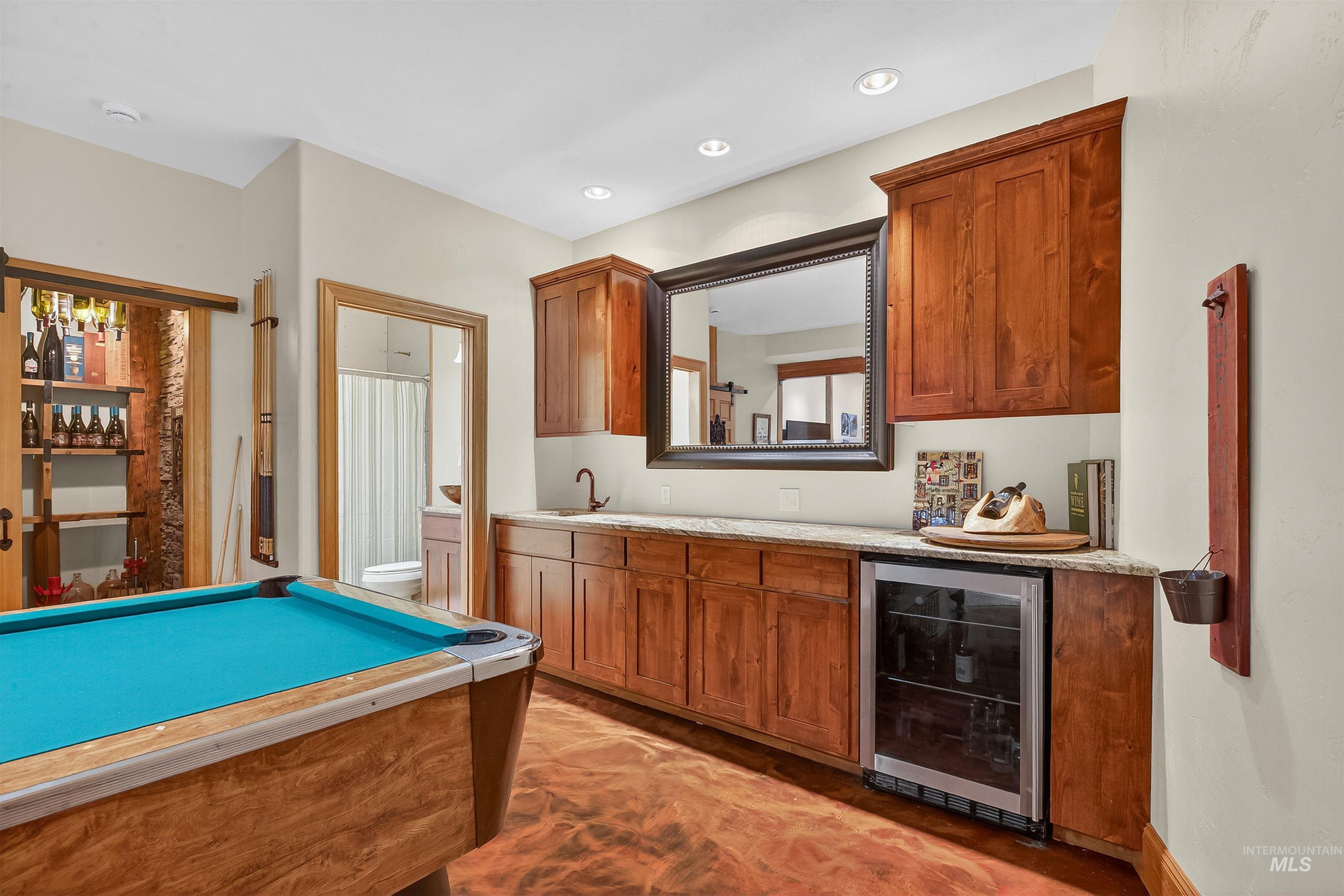 66 Appleford Court