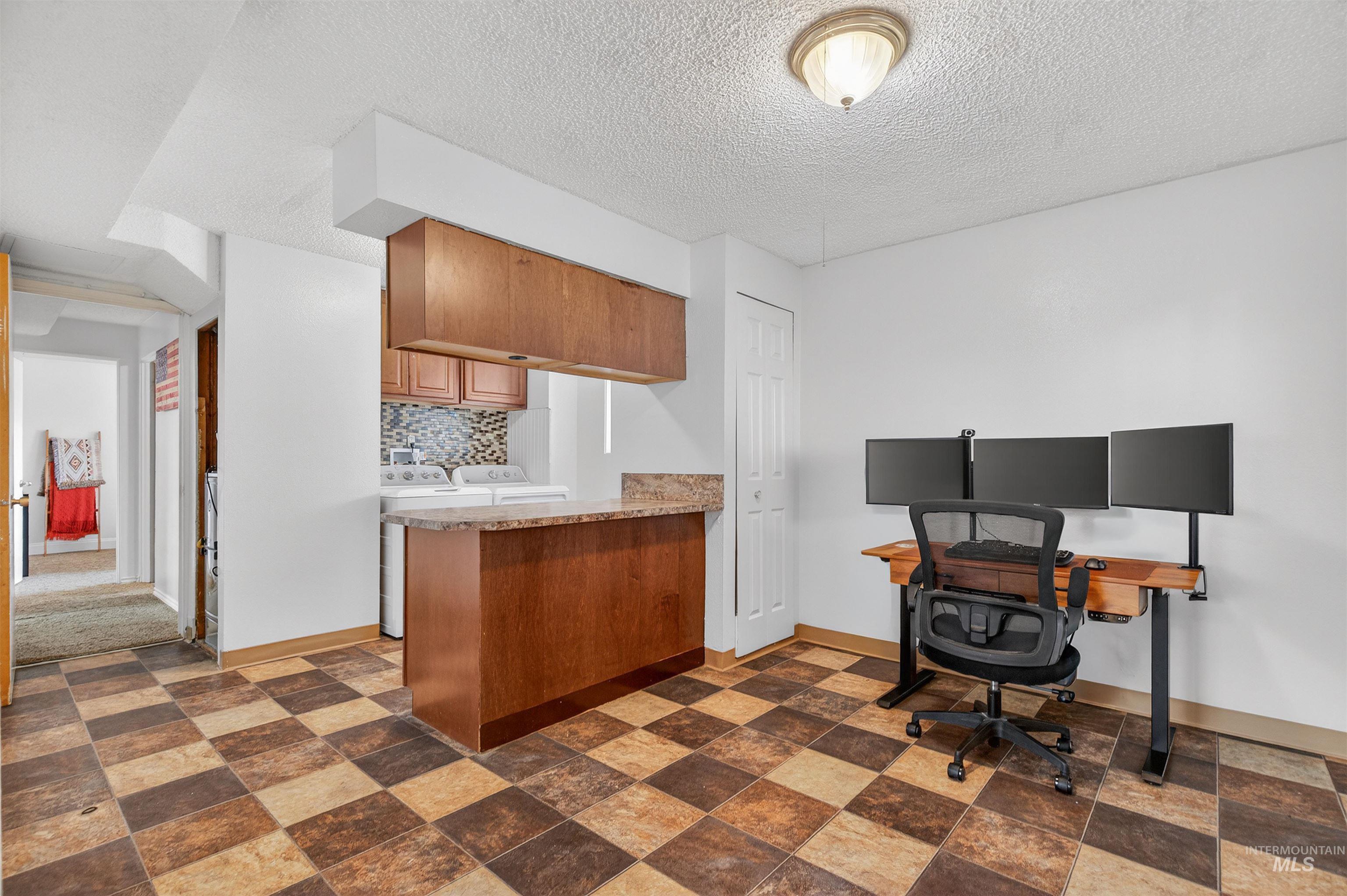 609 Linden Ave
