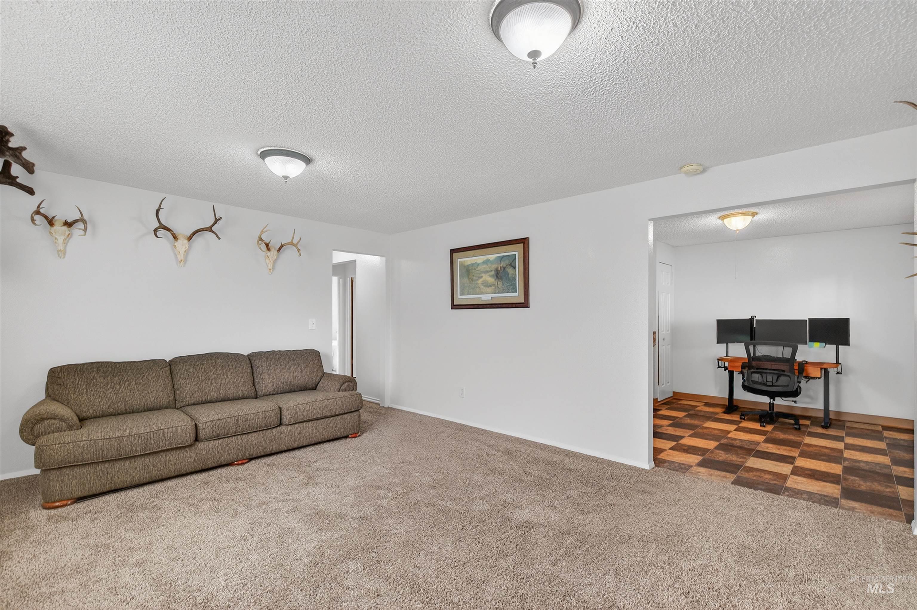 609 Linden Ave