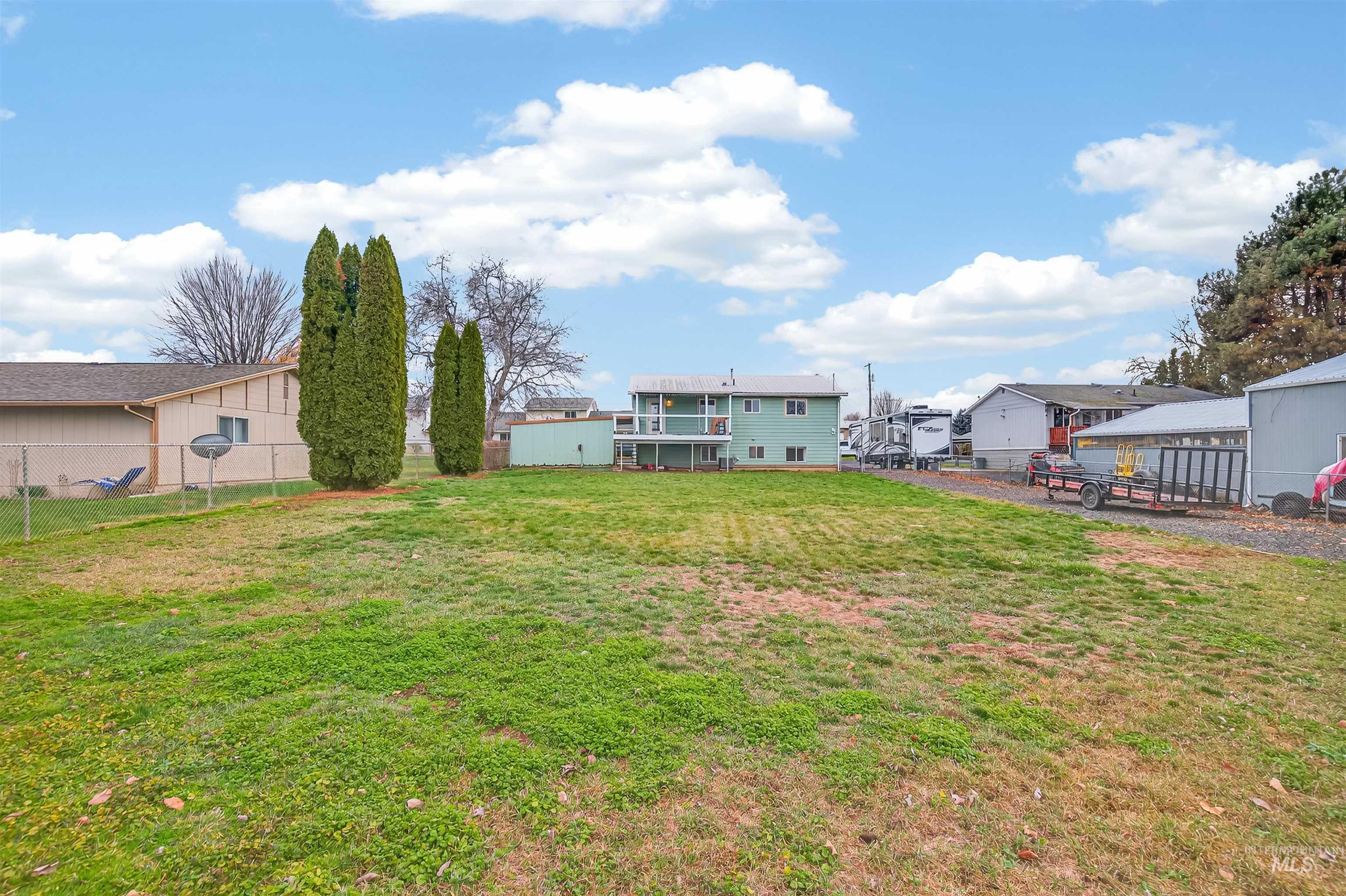 609 Linden Ave