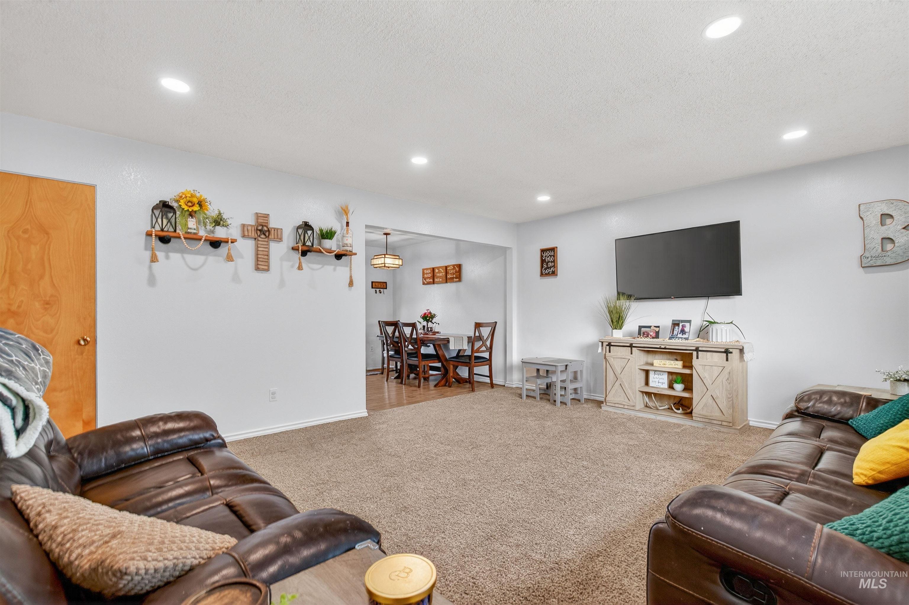 609 Linden Ave