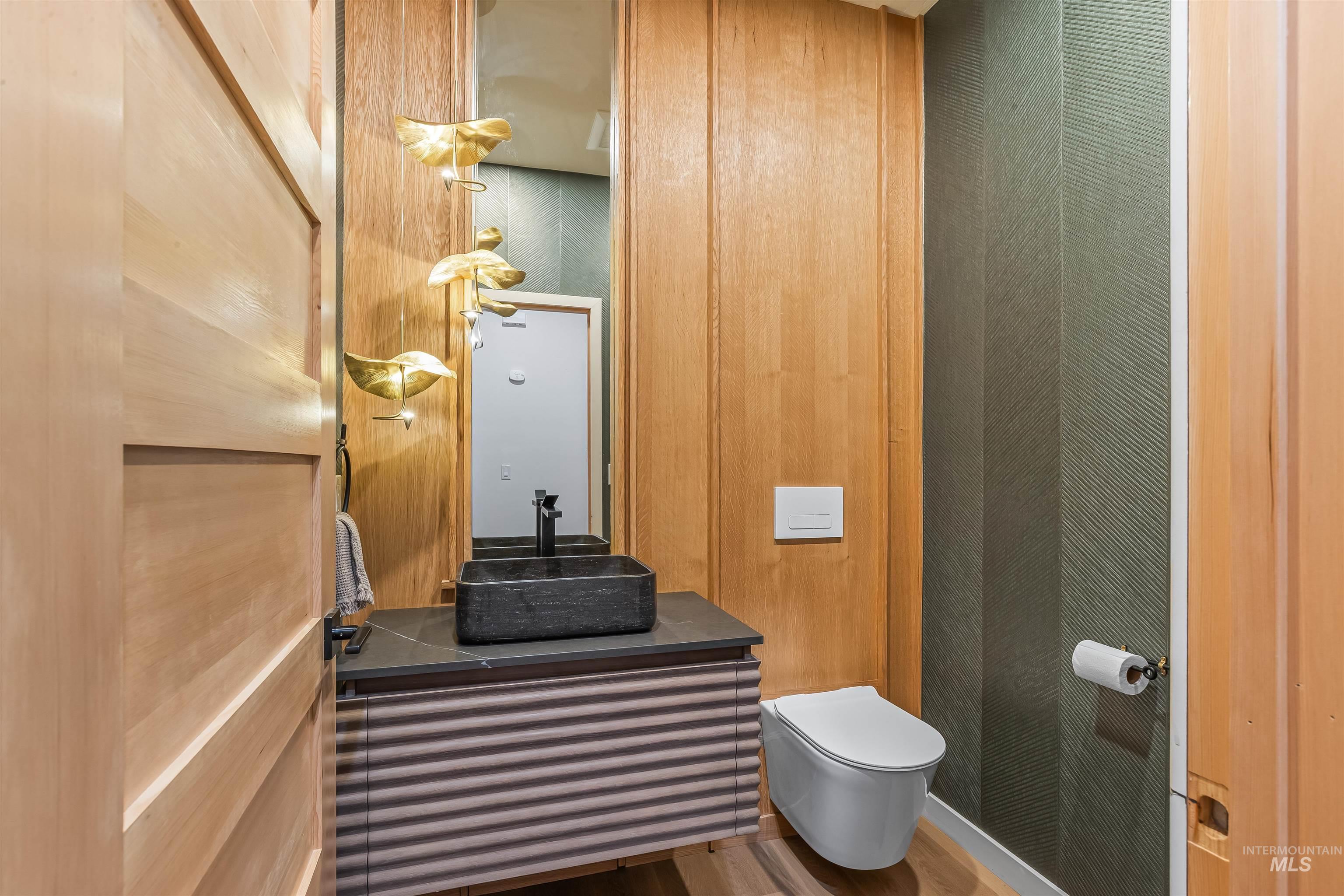 2222 Deer Pointe Drive